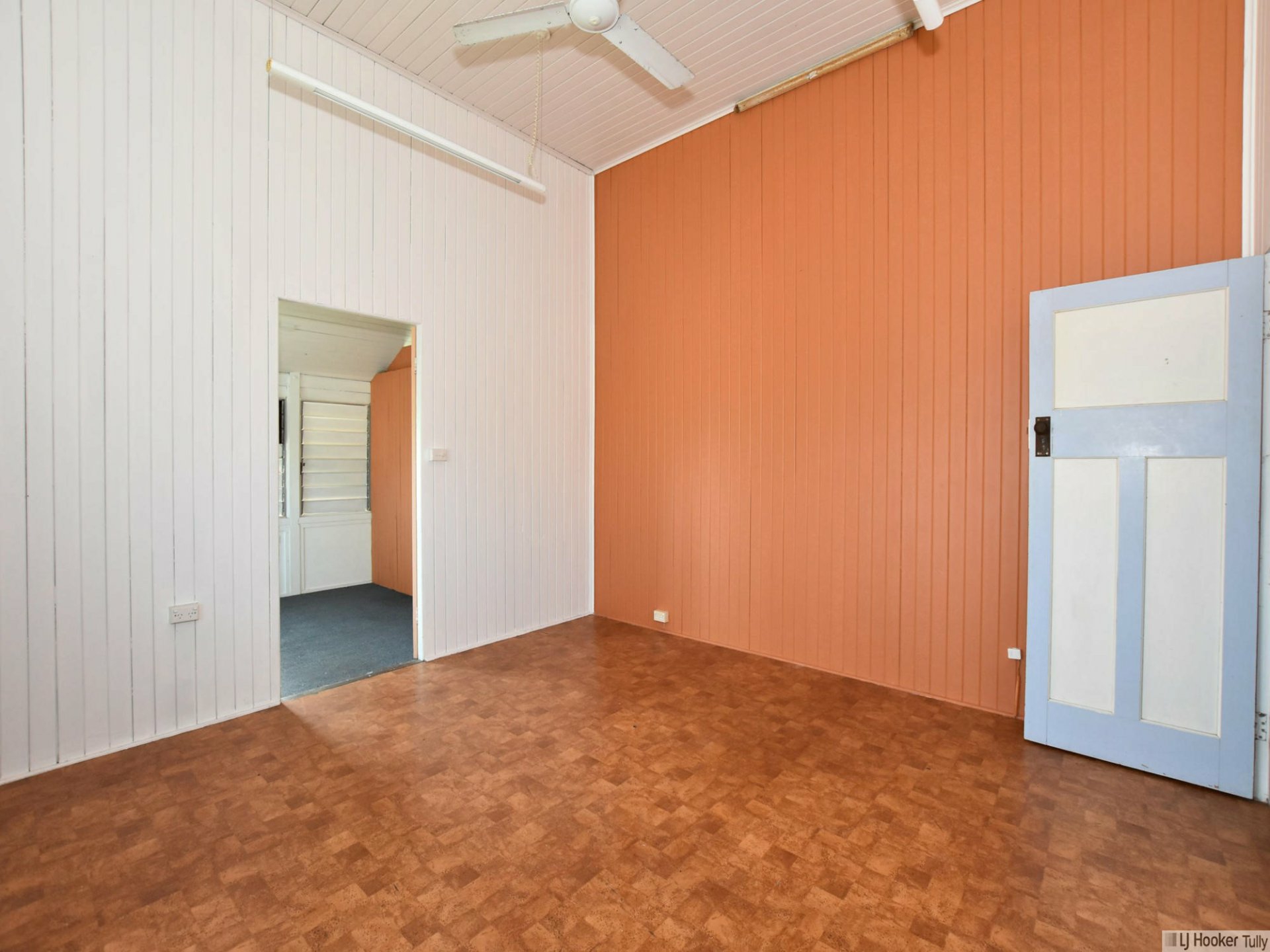 15 Flying Fish Point Road, INNISFAIL ESTATE