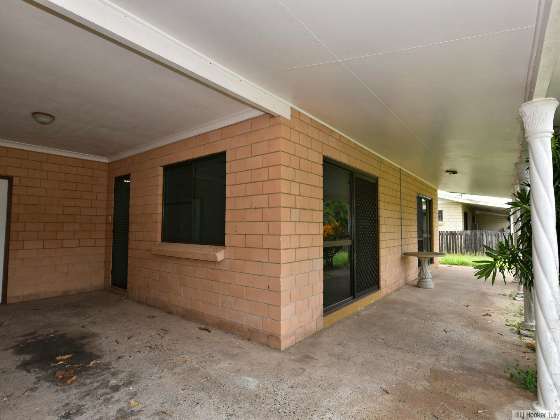 Unit 2/6 Melaleuca Drive, TULLY HEADS