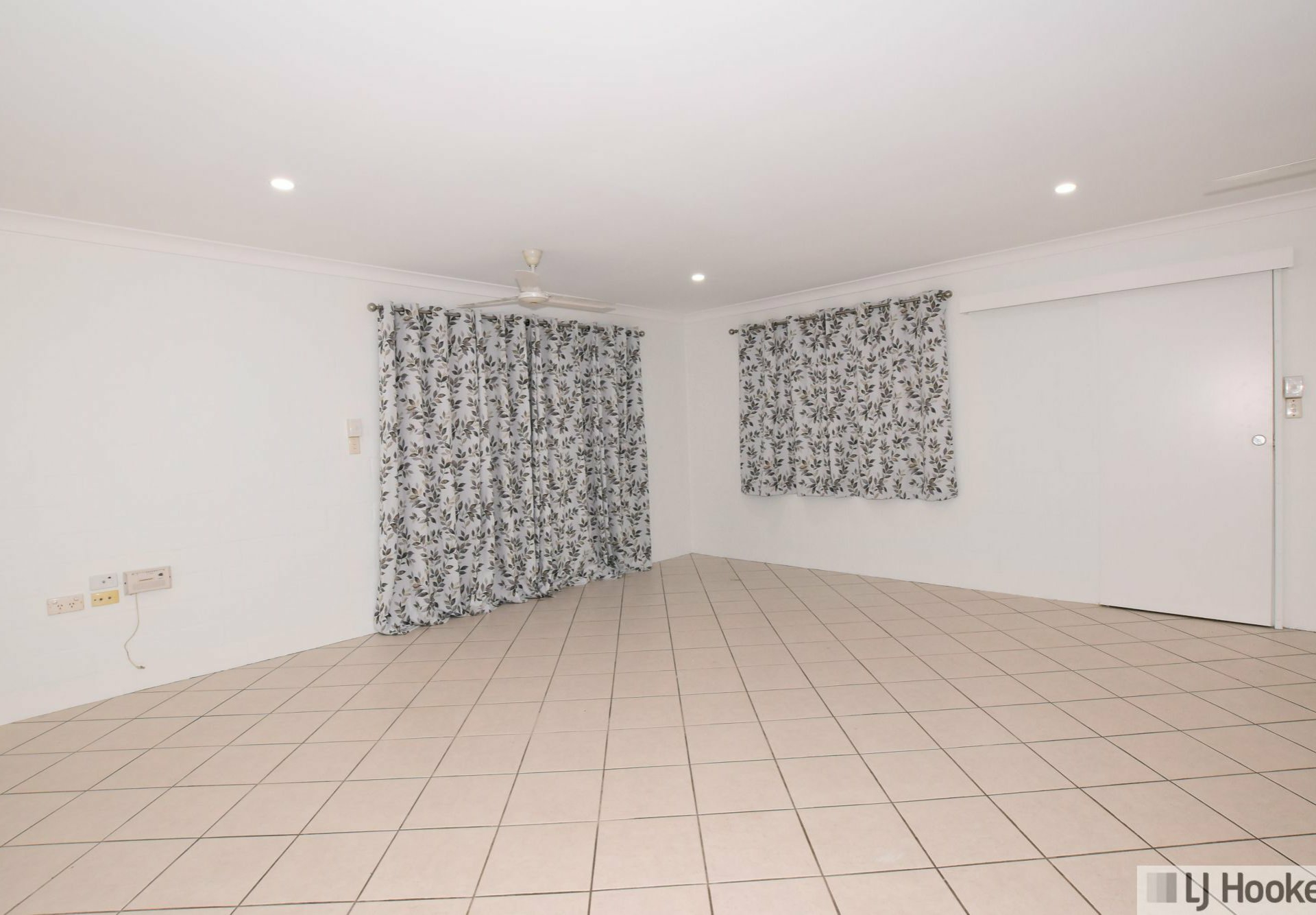 Unit 2/6 Melaleuca Drive, TULLY HEADS