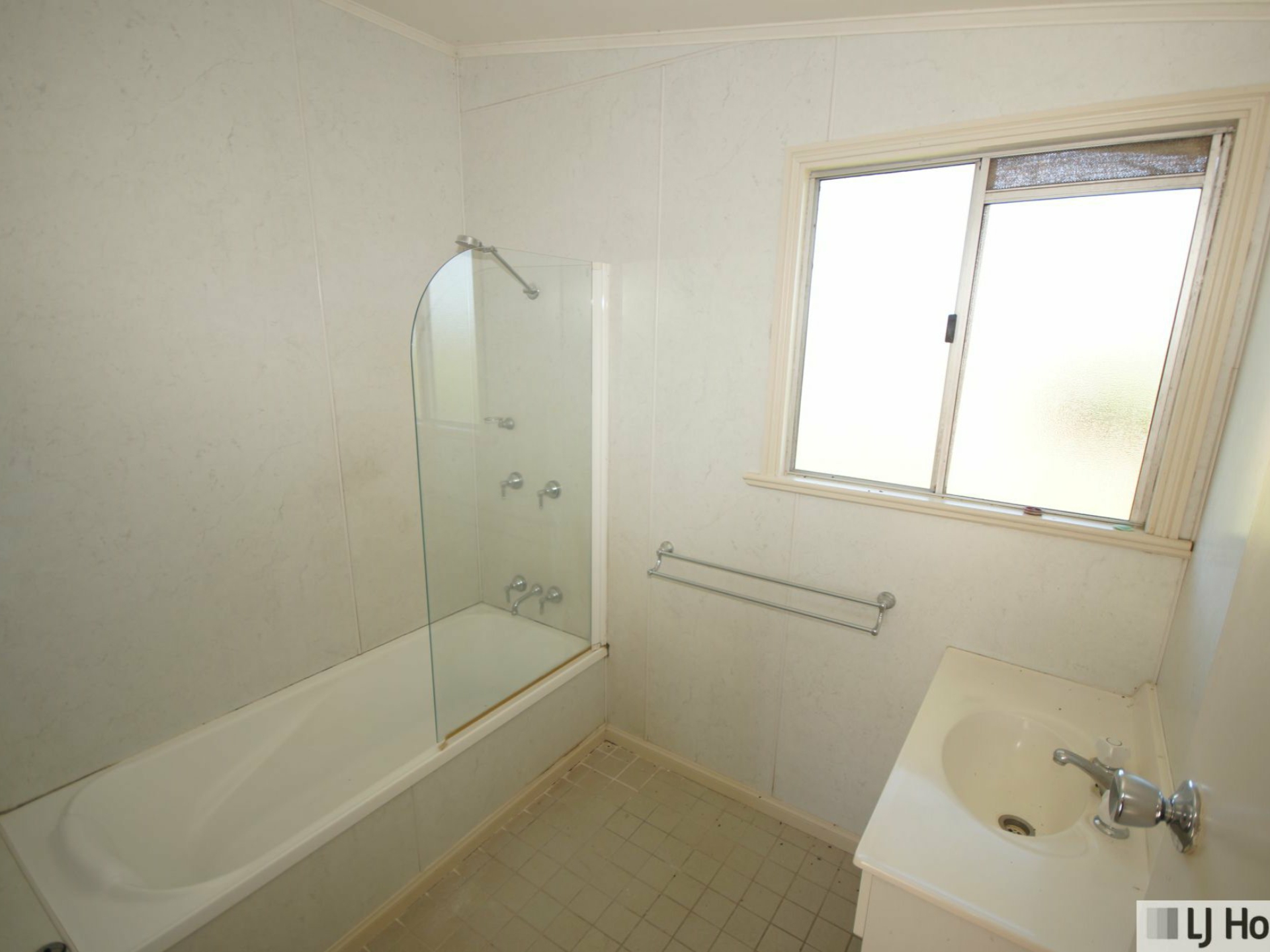 25 Rockingham Road, EURAMO