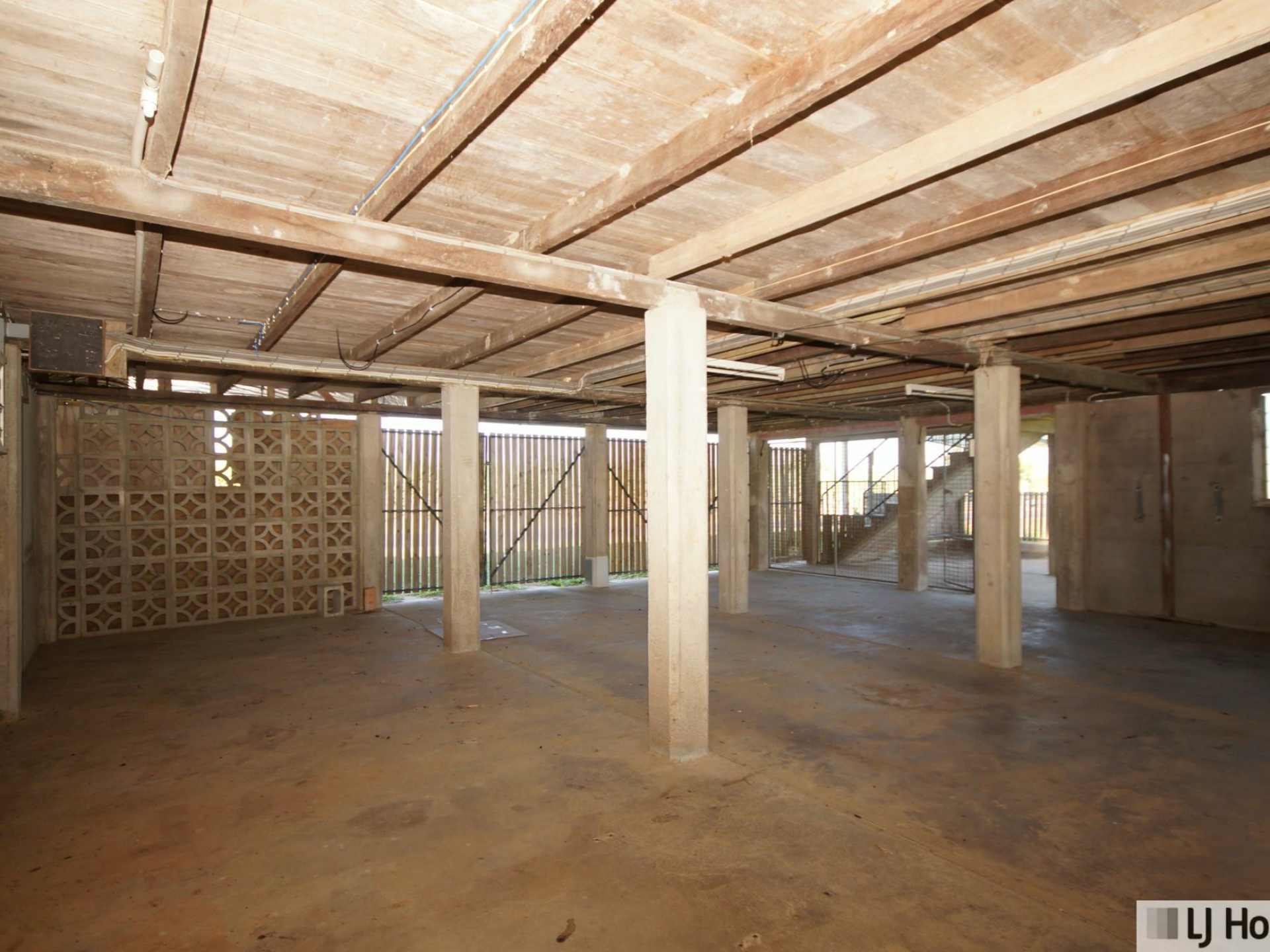 25 Rockingham Road, EURAMO
