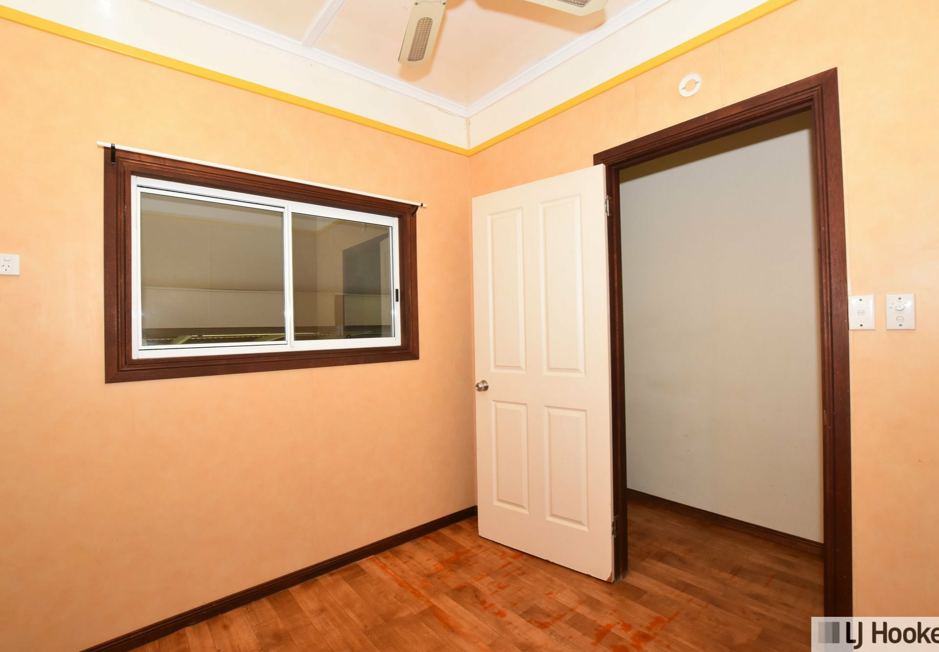 11 King Street, TULLY