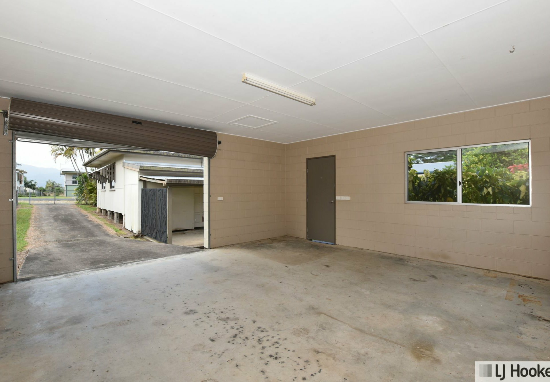 11 King Street, TULLY