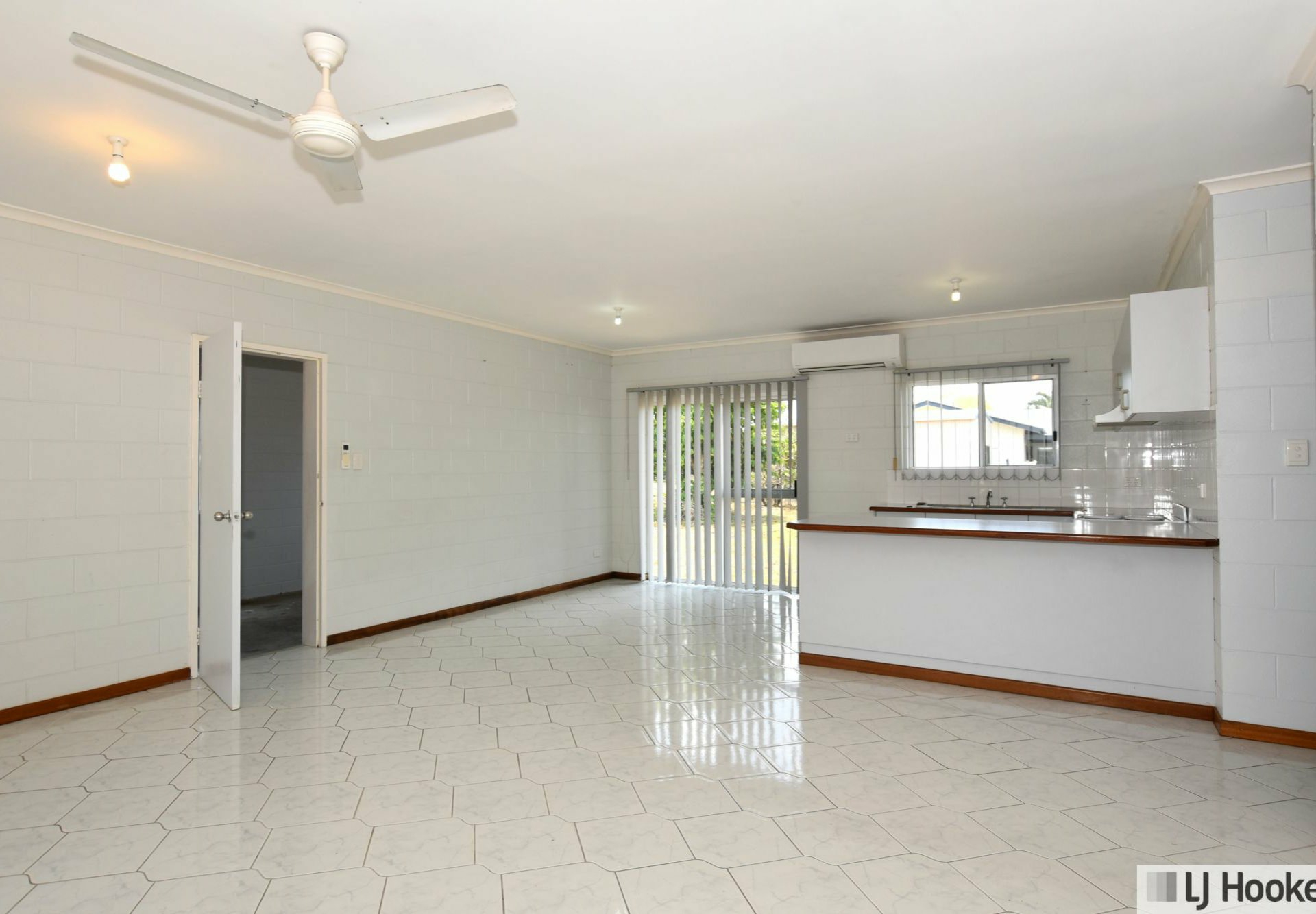 14 Melaleuca Drive, TULLY HEADS