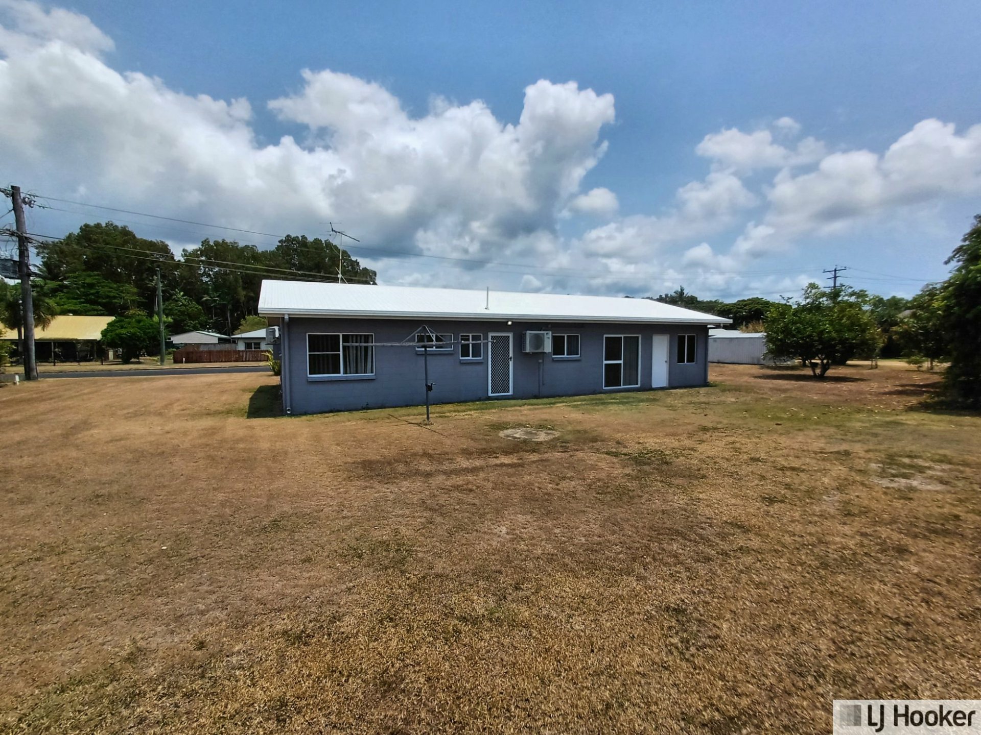 14 Melaleuca Drive, TULLY HEADS