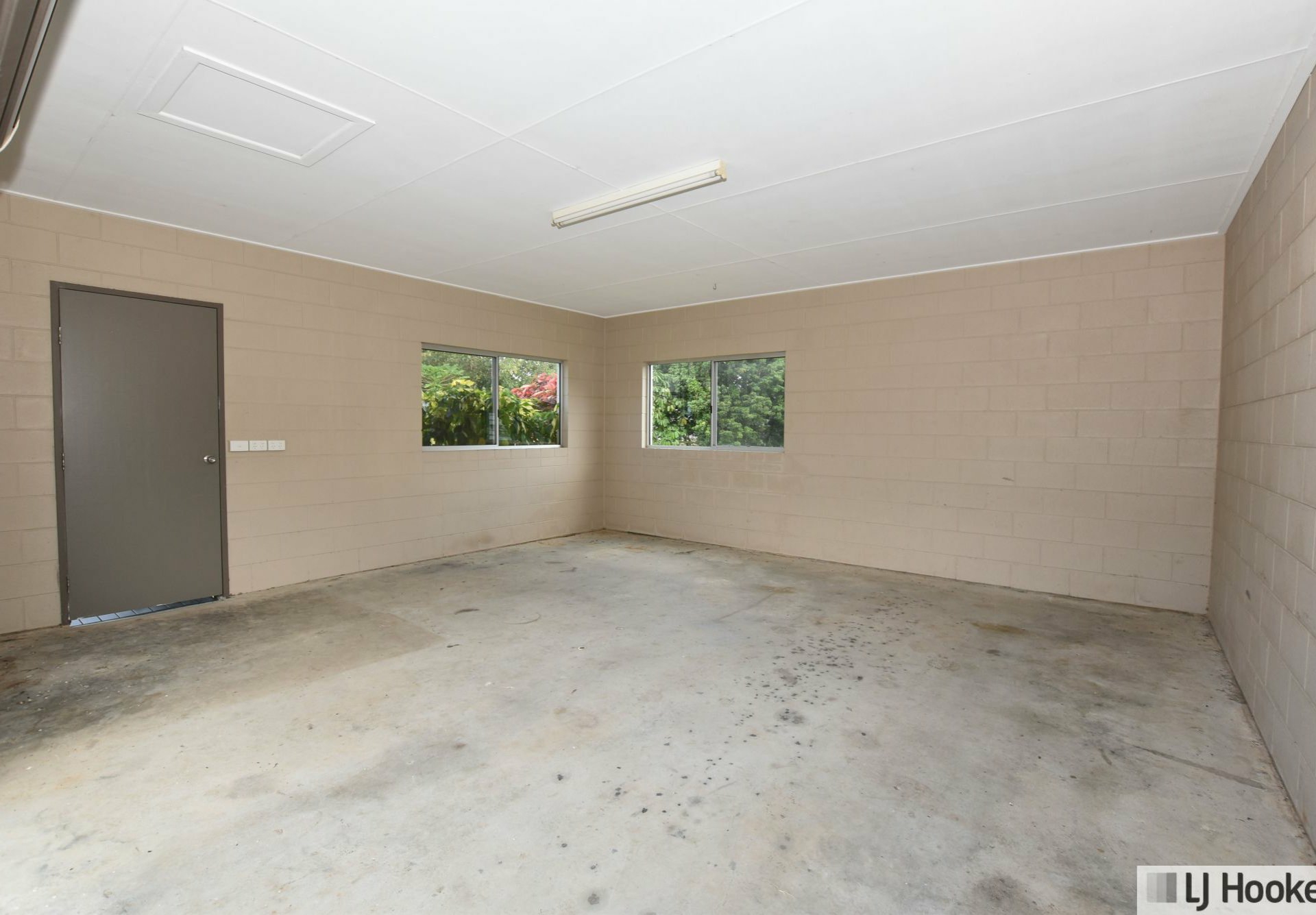 11 King Street, TULLY