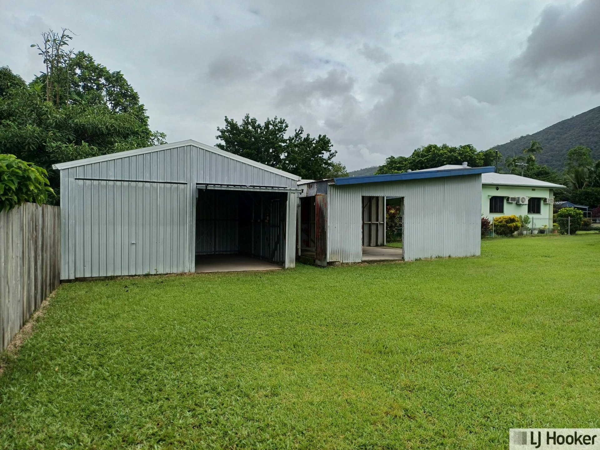 8 Cairns Street, TULLY
