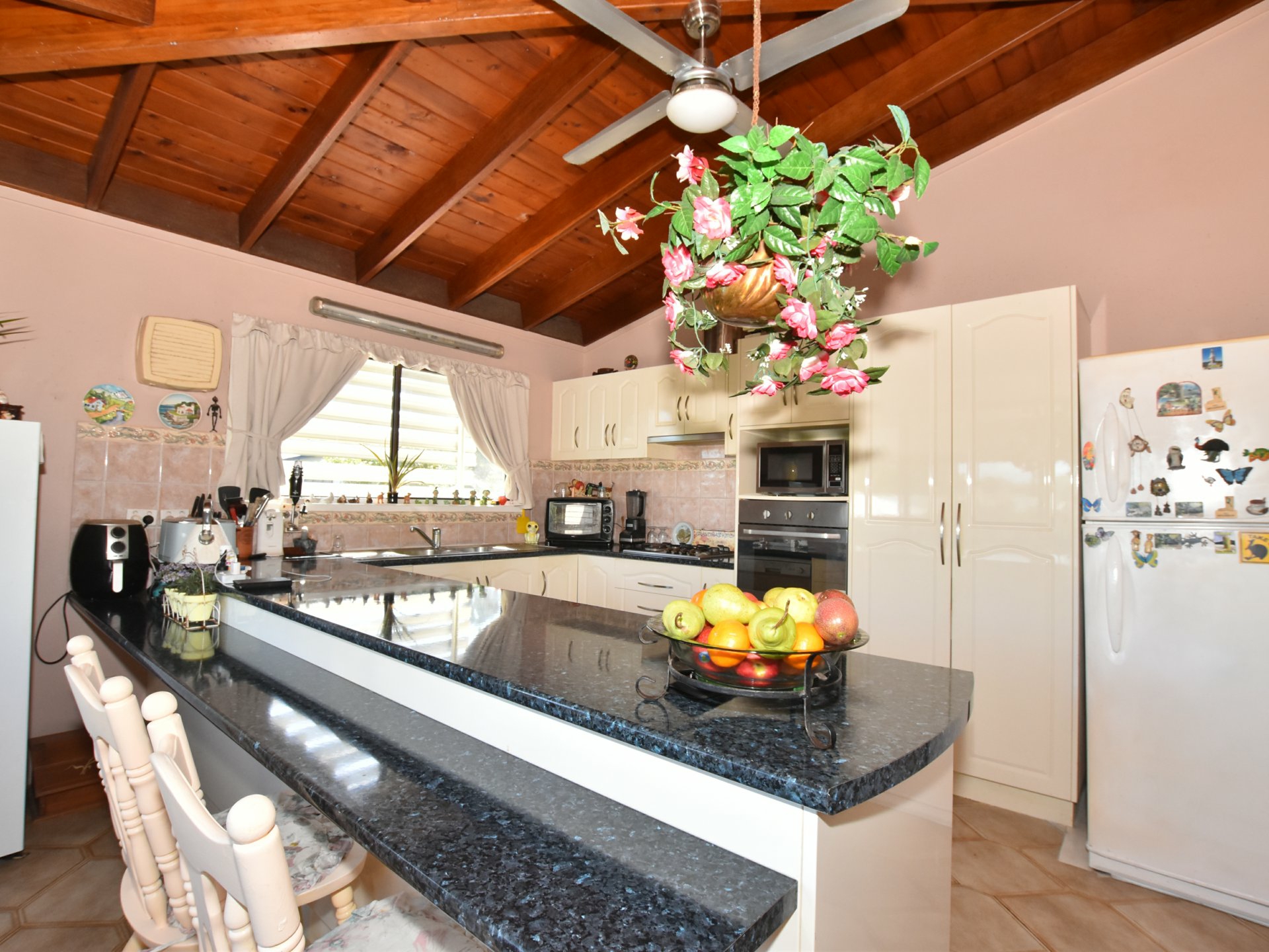66 Taylor street, TULLY HEADS