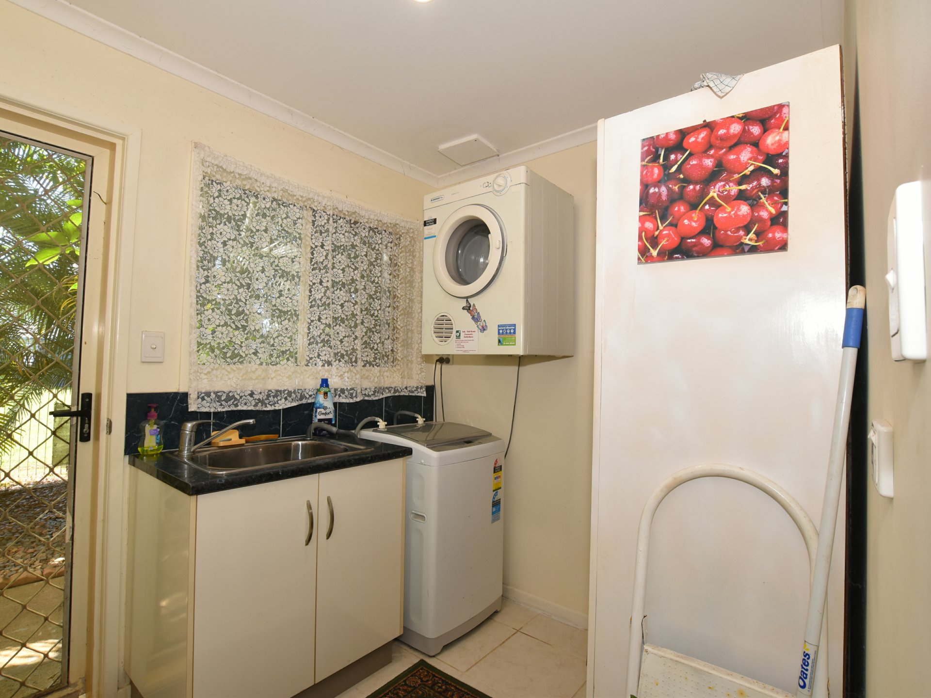 66 Taylor street, TULLY HEADS