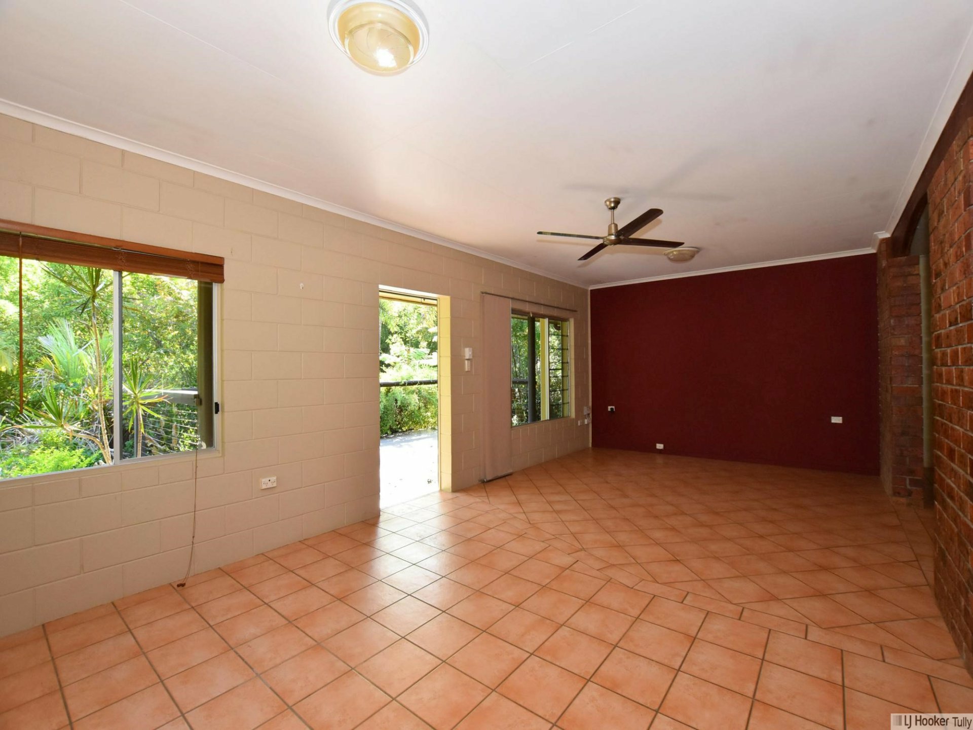 6 Lloyd Bell Road, MERRYBURN