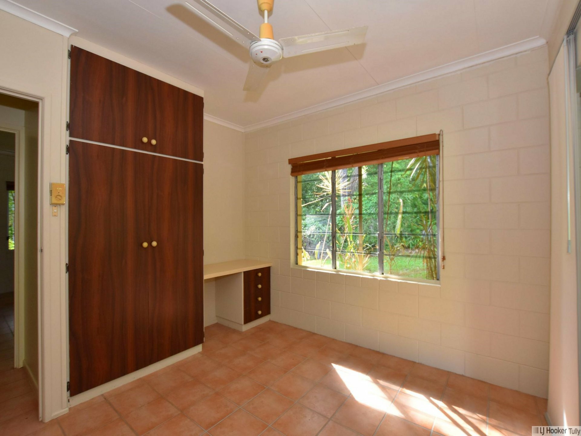 6 Lloyd Bell Road, MERRYBURN