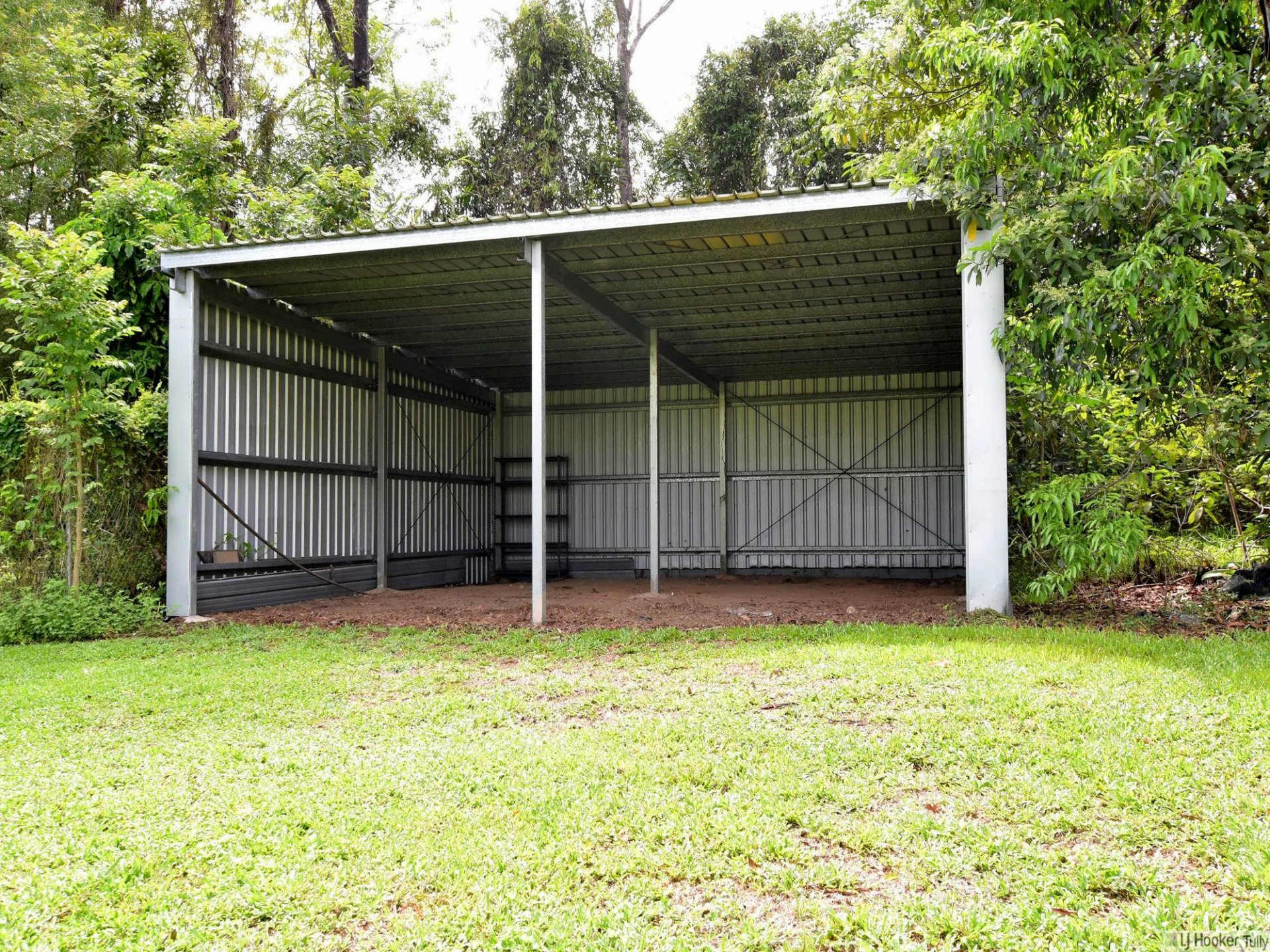6 Lloyd Bell Road, MERRYBURN