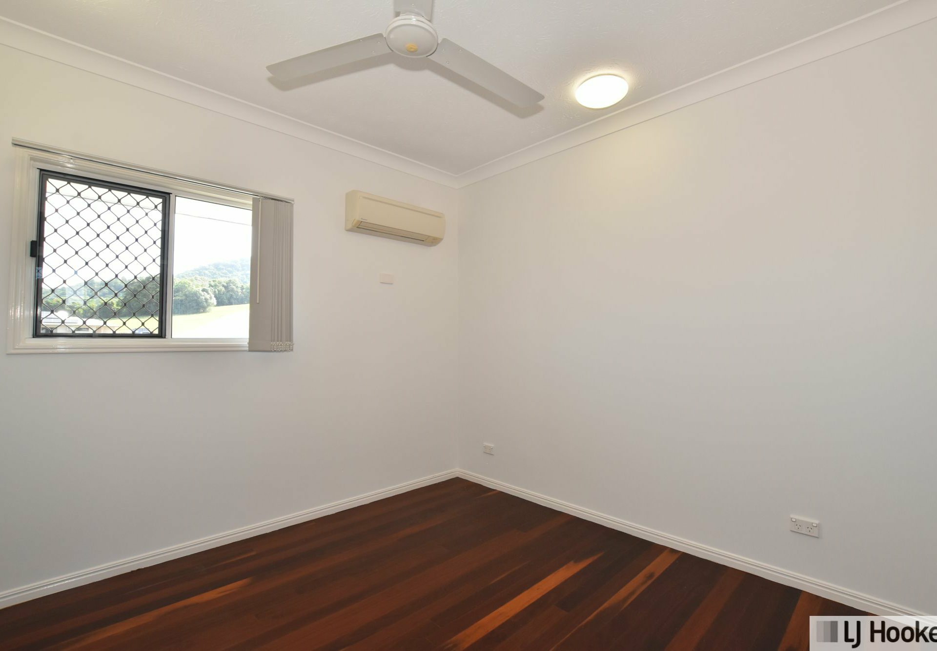 6 Dore Street, TULLY