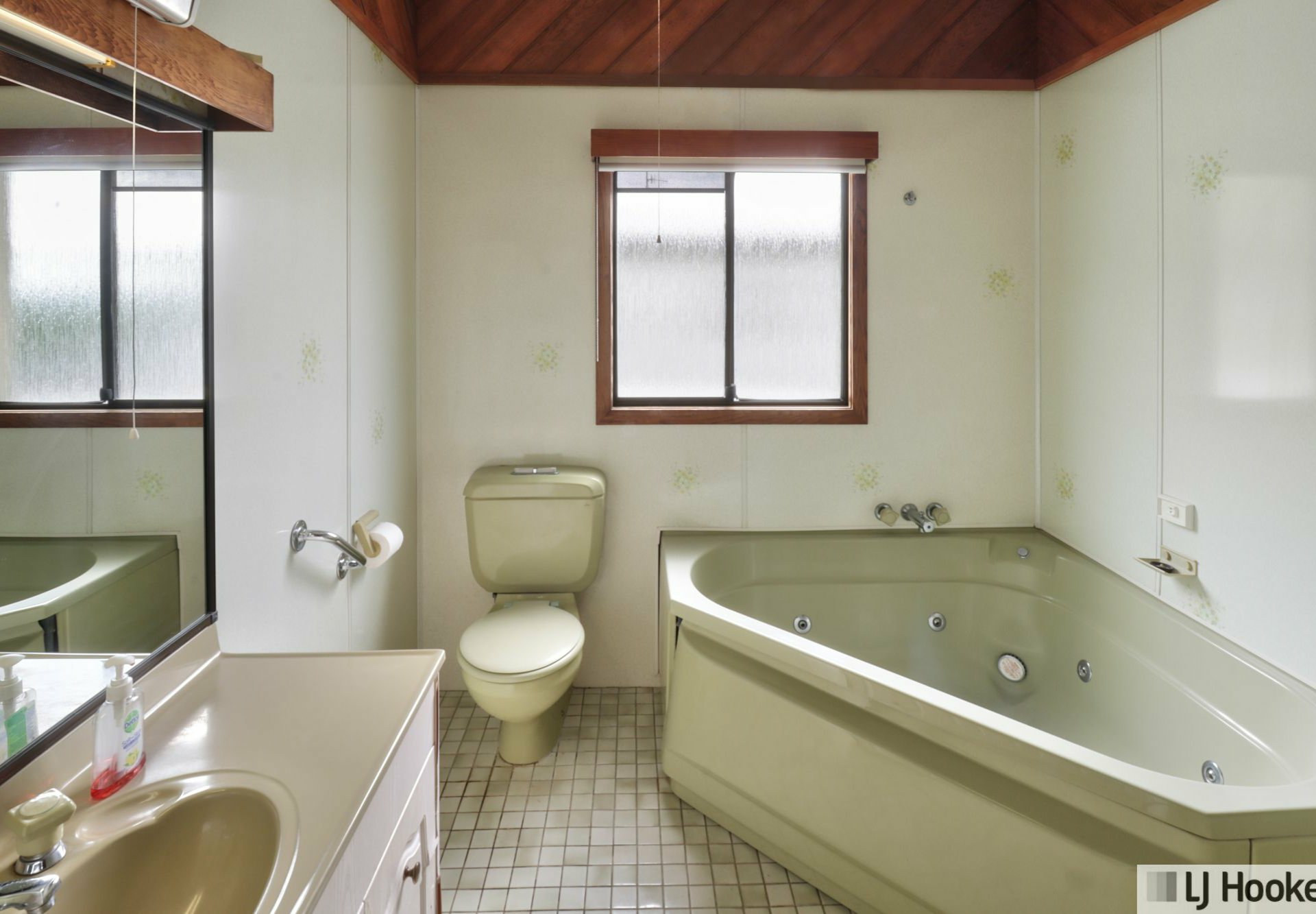 11 Geddes, TULLY