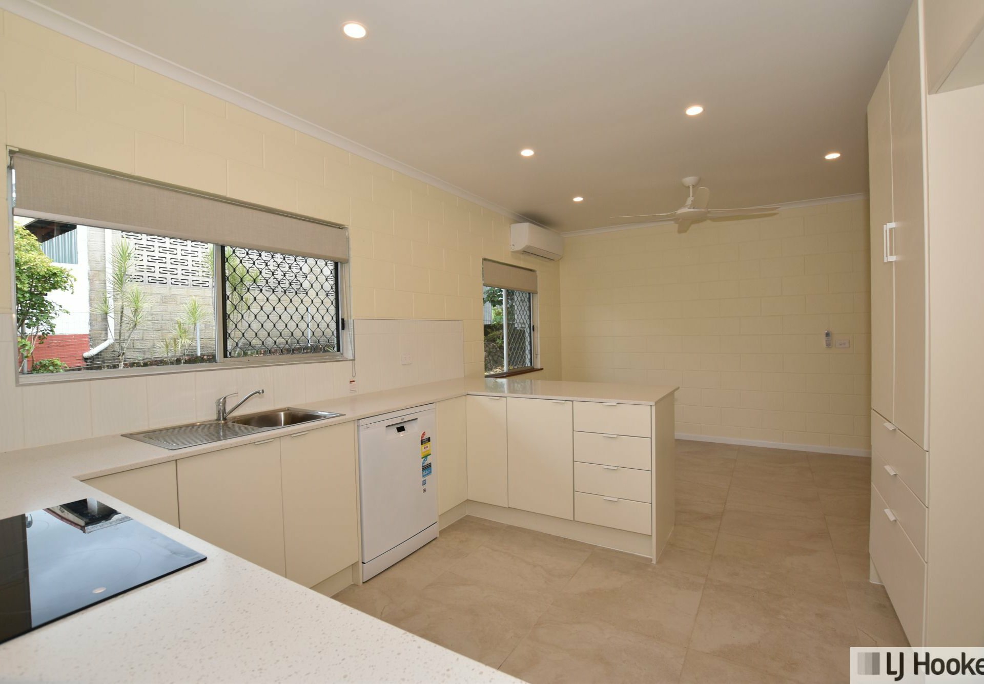 Unit 1 & 2/13 Cairns St, TULLY