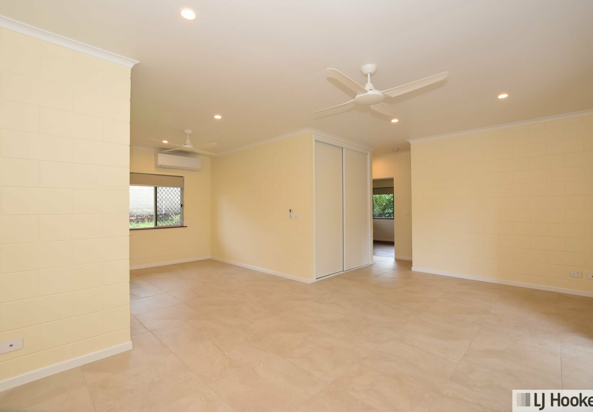 Unit 1 & 2/13 Cairns St, TULLY