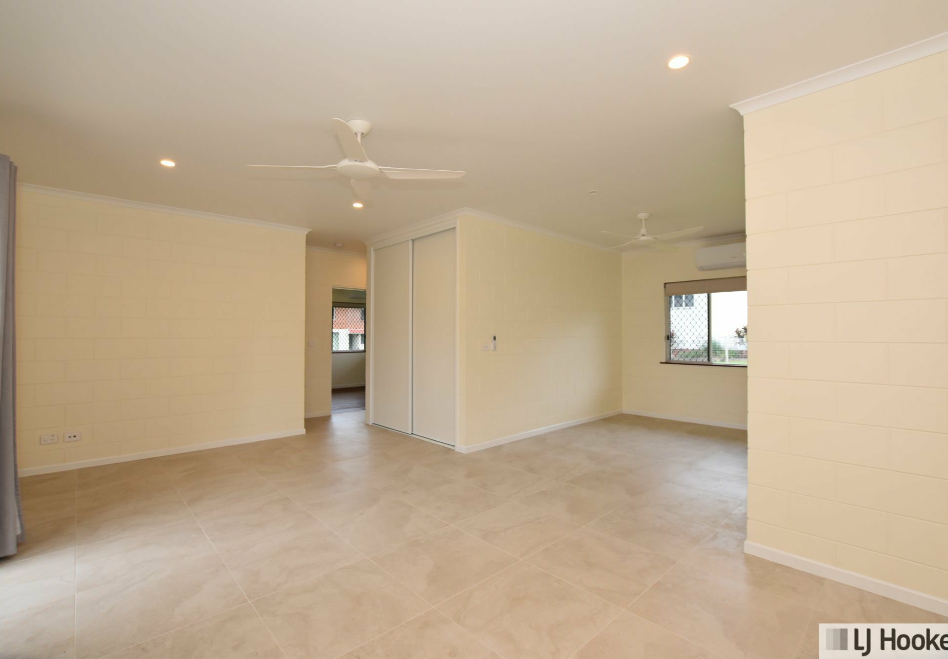 Unit 1 & 2/13 Cairns St, TULLY
