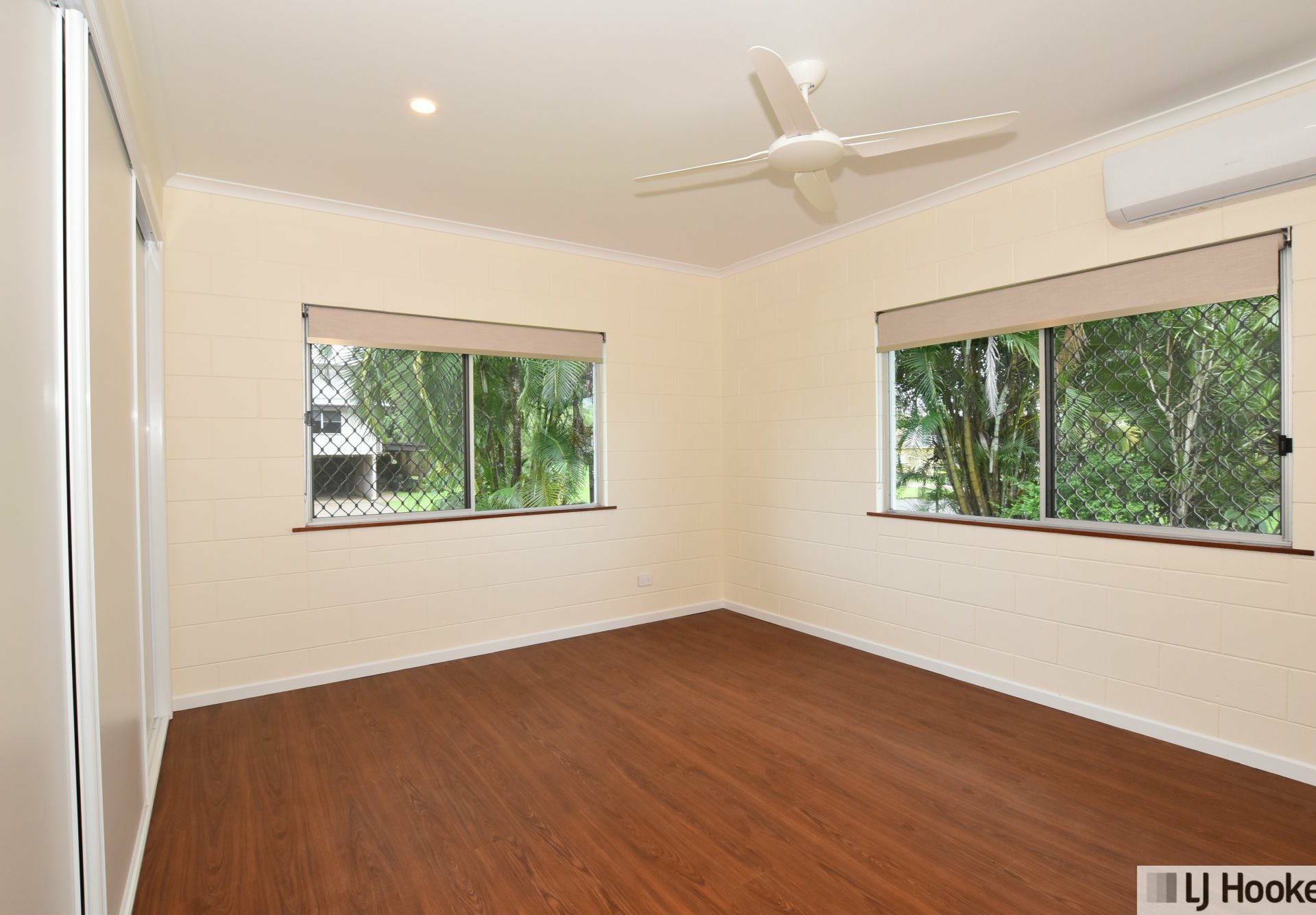 Unit 1 & 2/13 Cairns St, TULLY