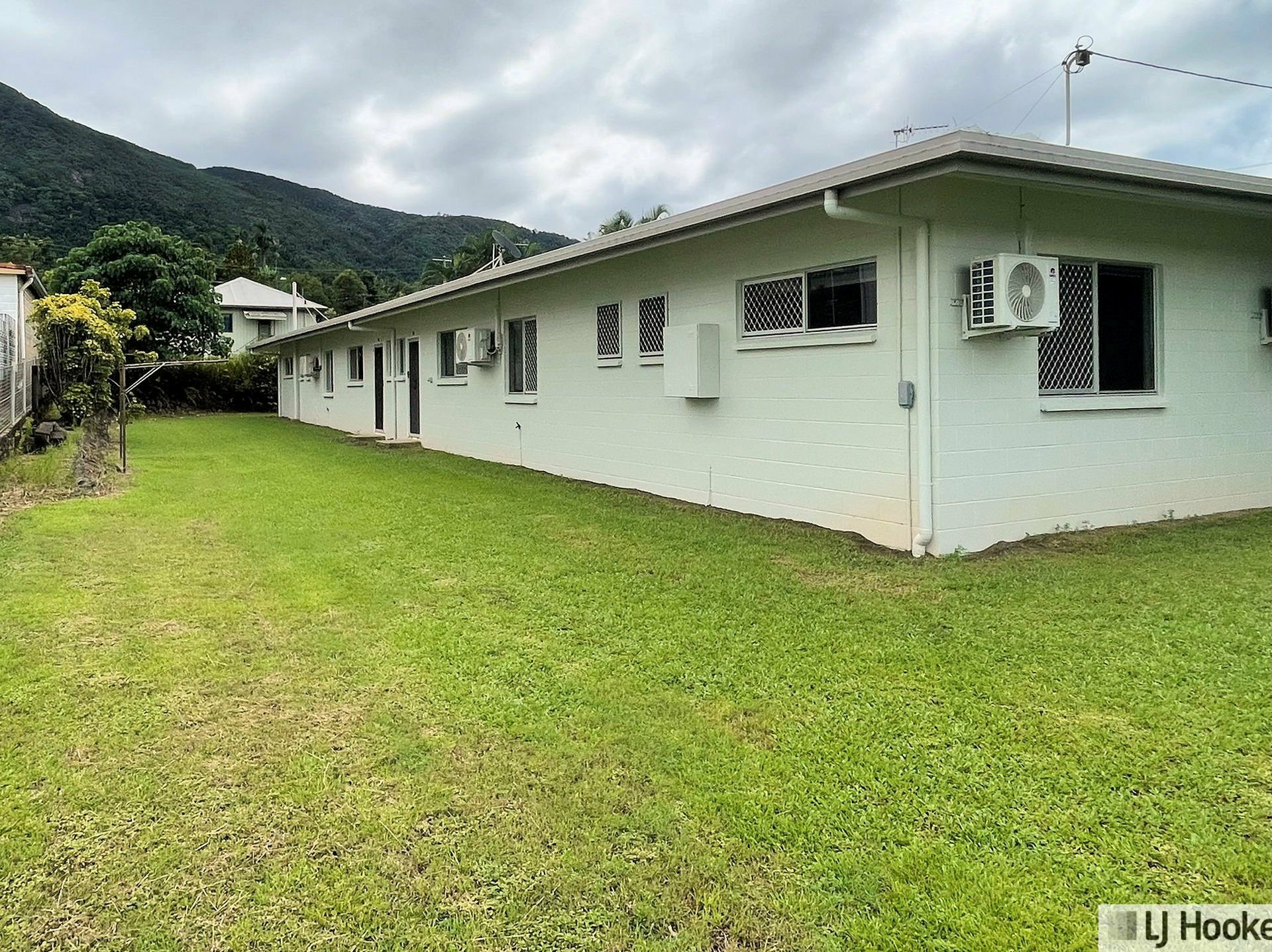 Unit 1 & 2/13 Cairns St, TULLY
