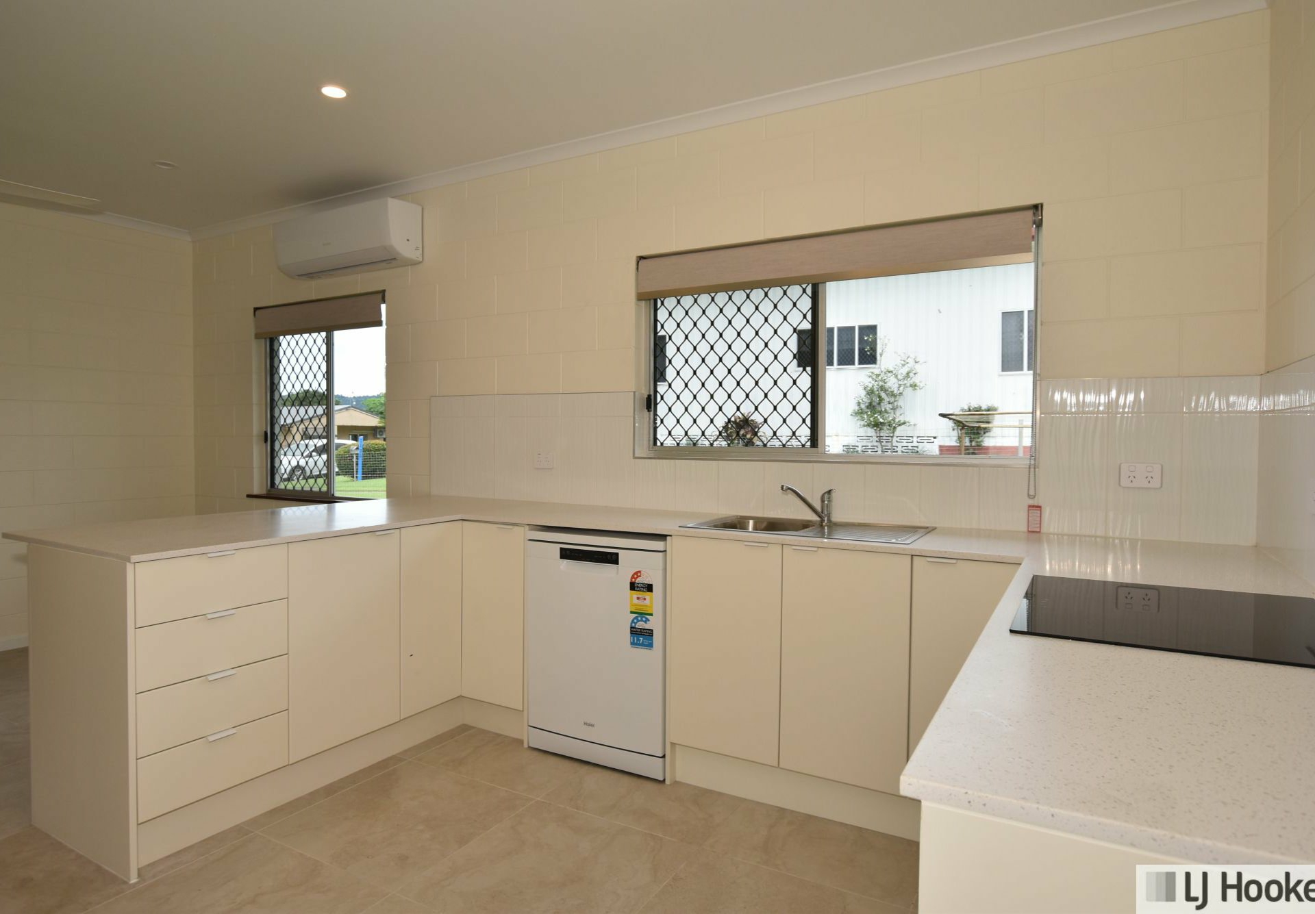 Unit 1 & 2/13 Cairns St, TULLY
