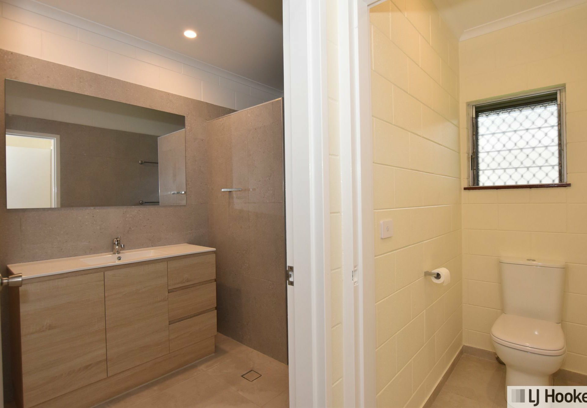Unit 1 & 2/13 Cairns St, TULLY