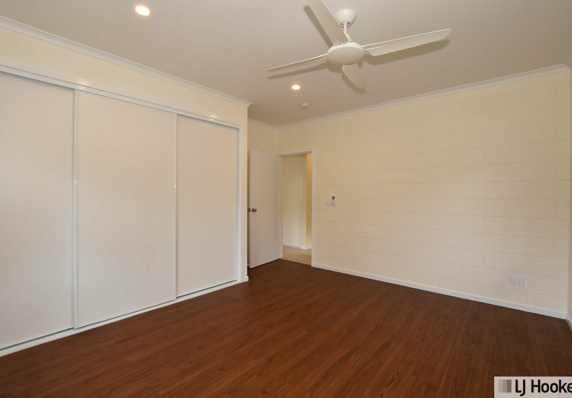 Unit 1 & 2/13 Cairns St, TULLY