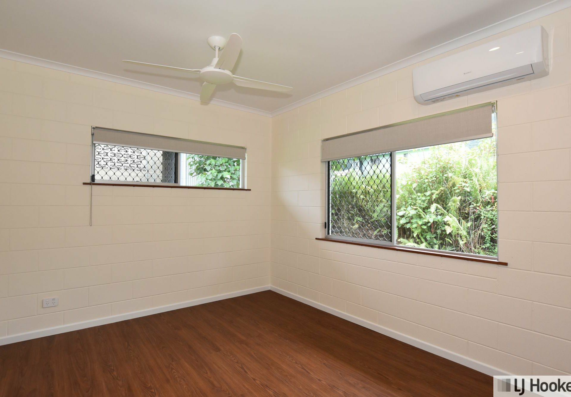 Unit 1 & 2/13 Cairns St, TULLY