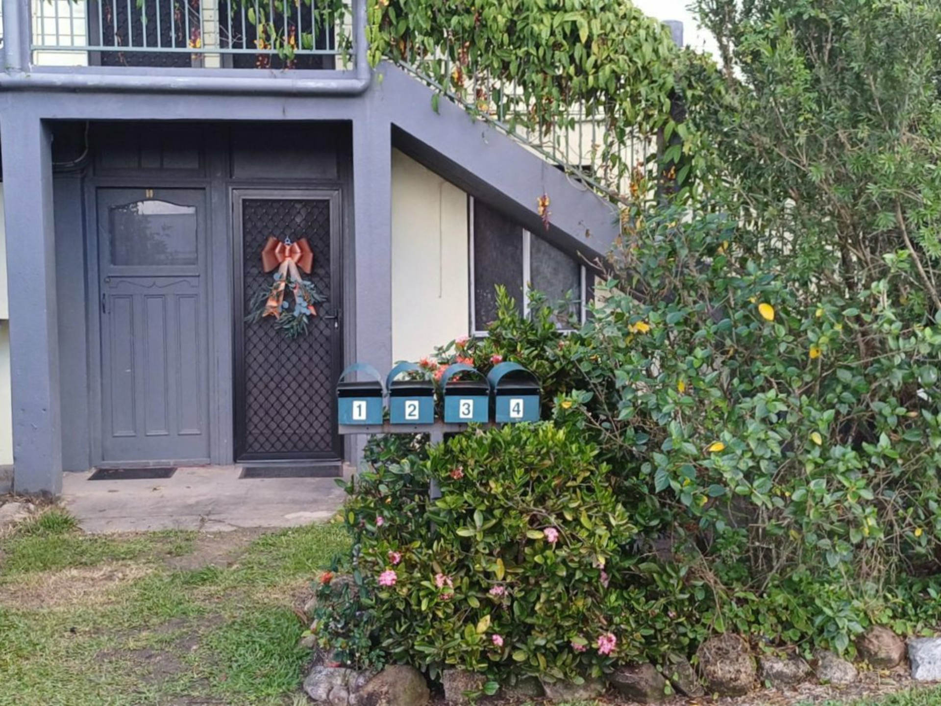 2/6 Hort Street, TULLY