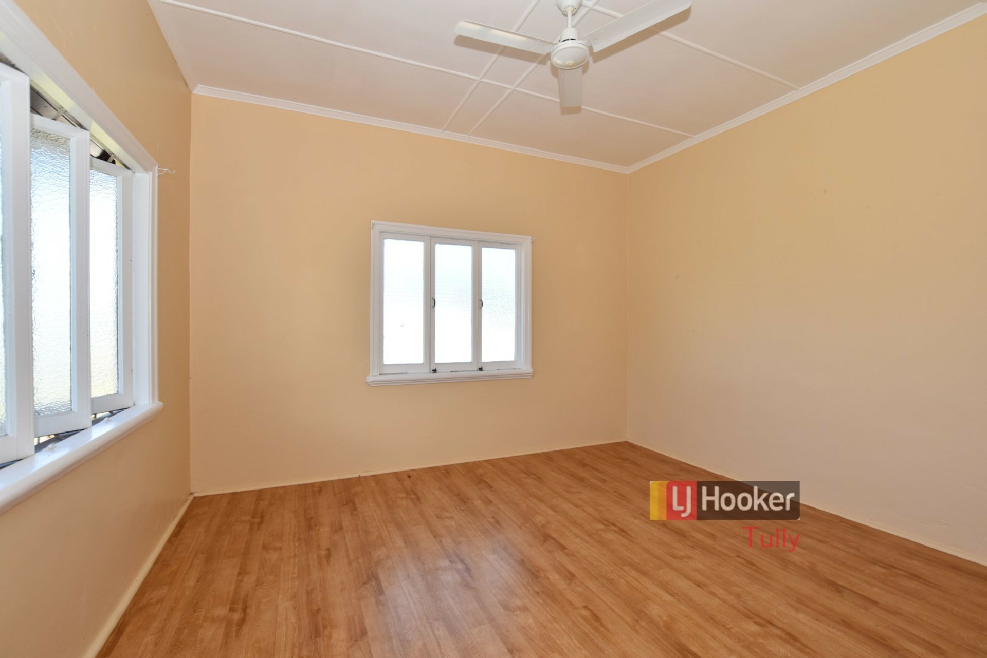 2/9 Thurles Street, TULLY