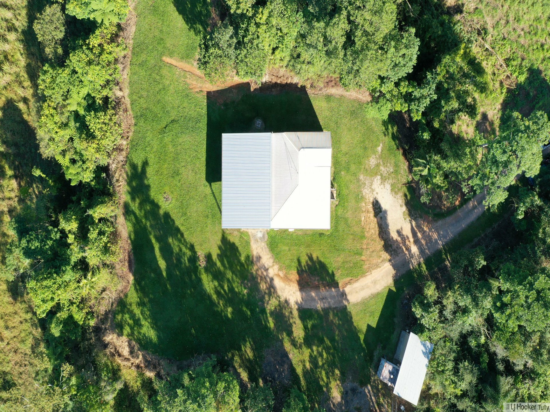 752 Old Tully Road, Djarawong