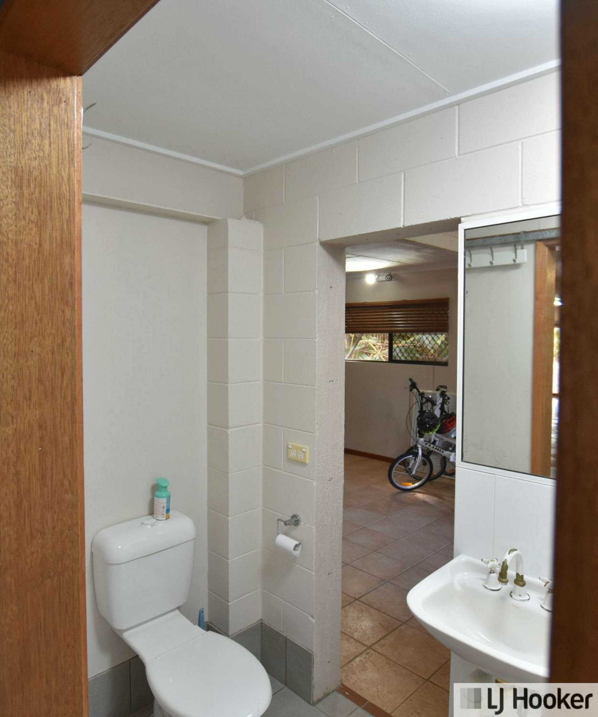 18 Hillview Court, CARMOO