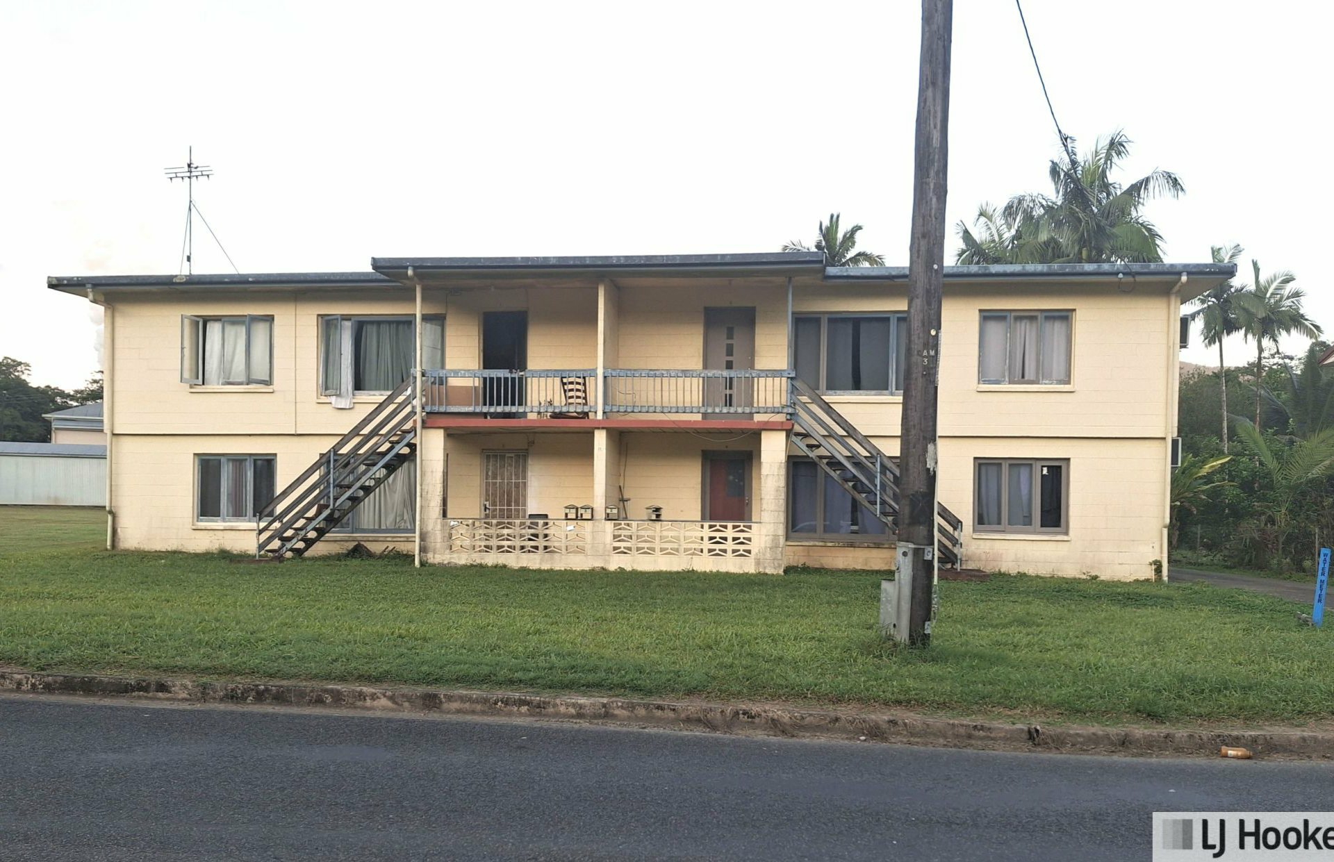 10 Campbell Street, TULLY