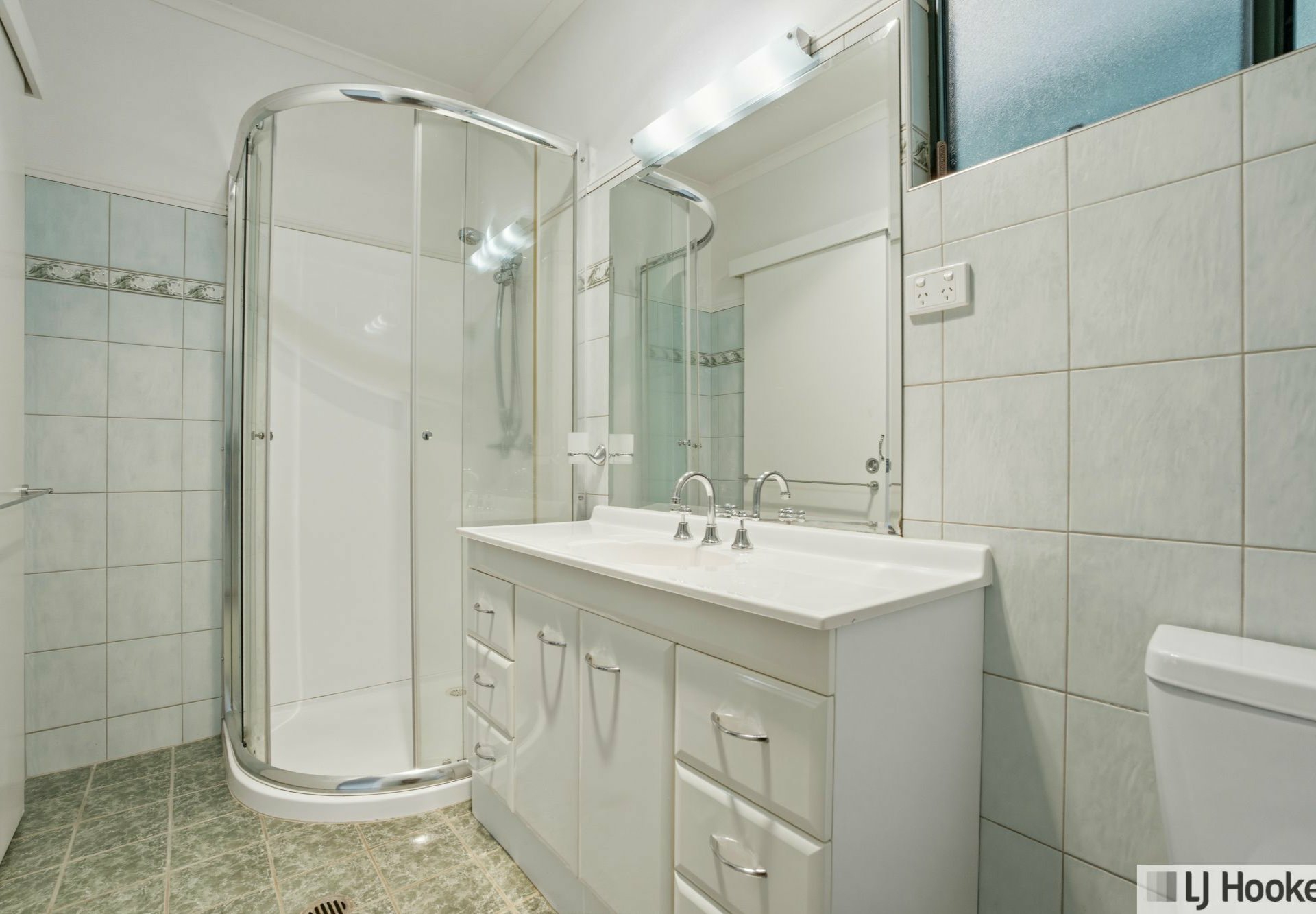 19 Hielscher Street — photo 8 of 30