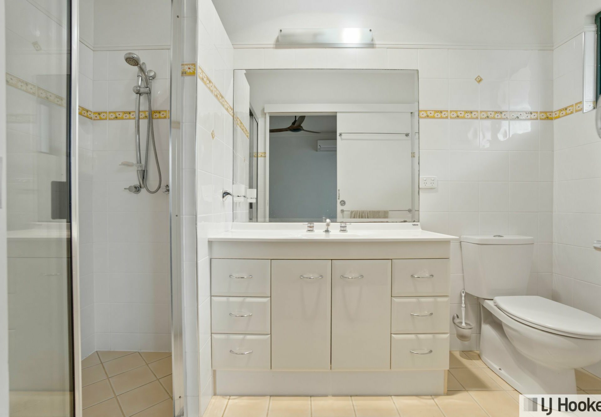 19 Hielscher Street — photo 15 of 30