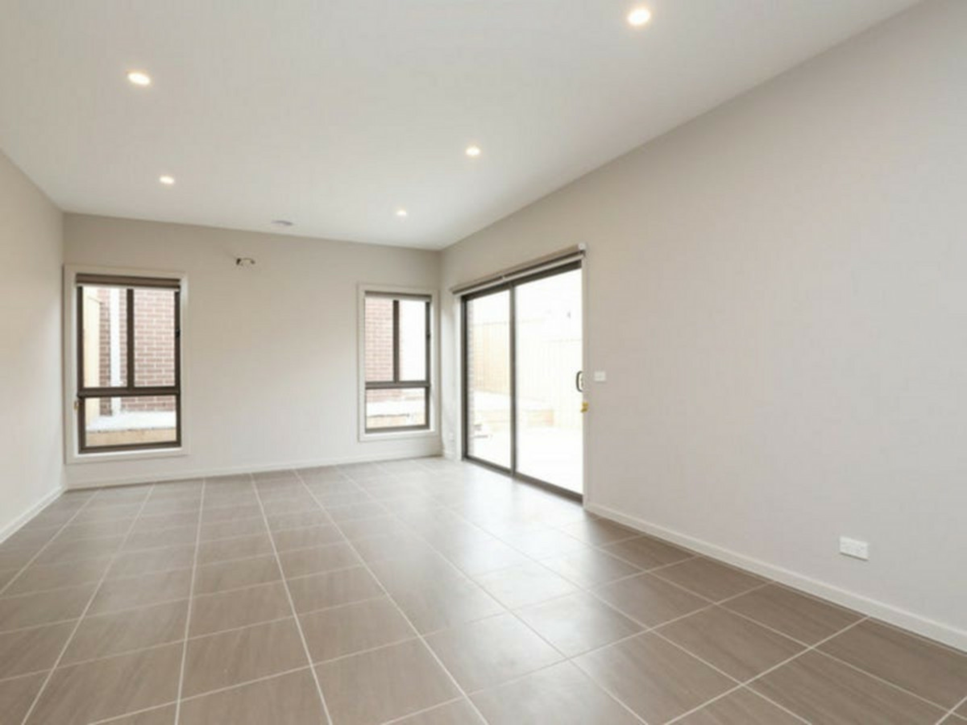 16 Baddaginnie Walk, TARNEIT