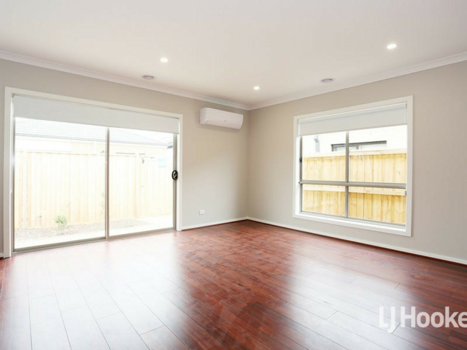 18 Chromite Circuit, WEIR VIEWS