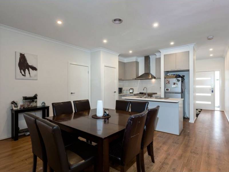 50 Carramar Drive, MELTON WEST