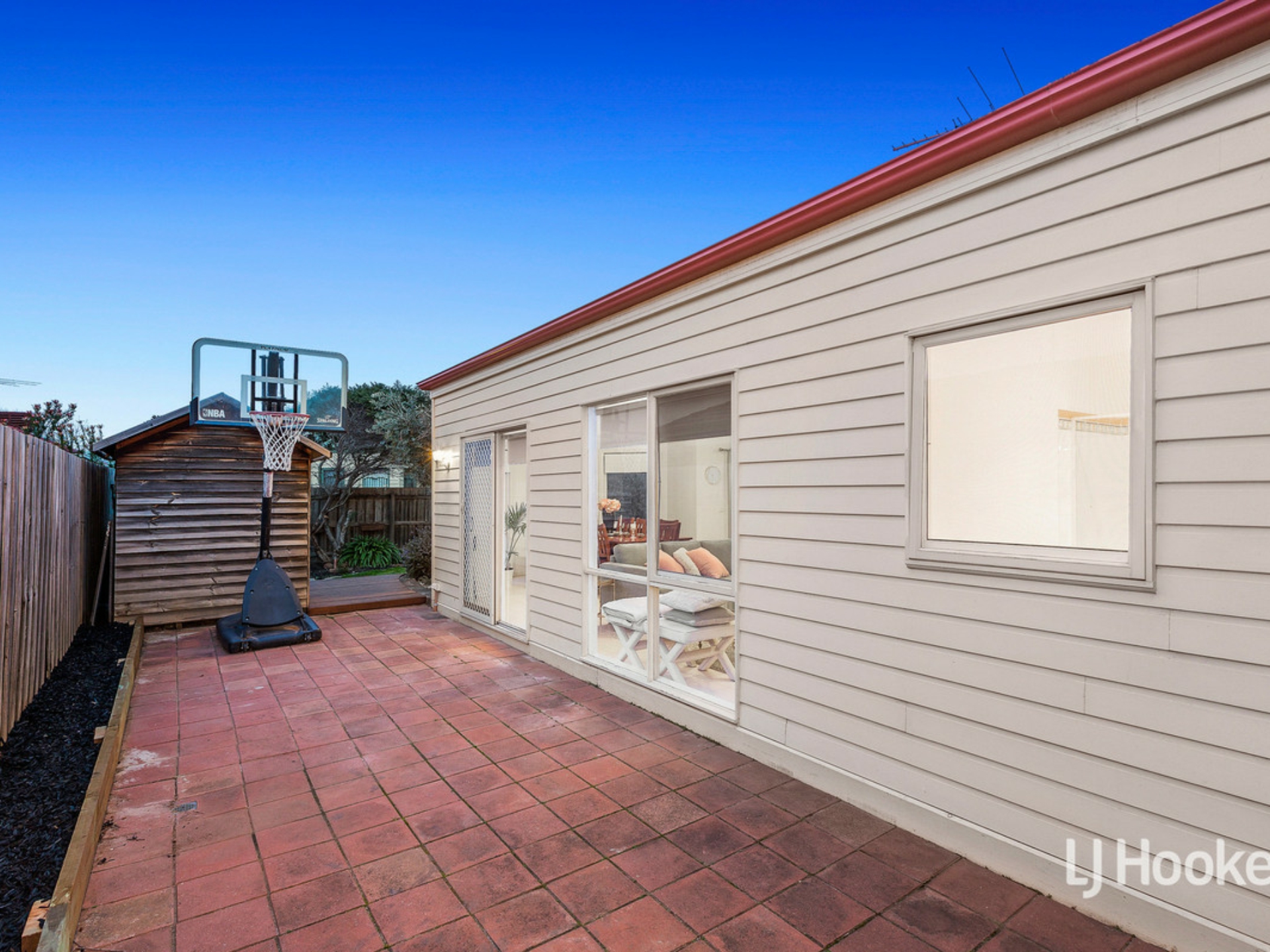54 Foxwood Drive Point Cook VIC