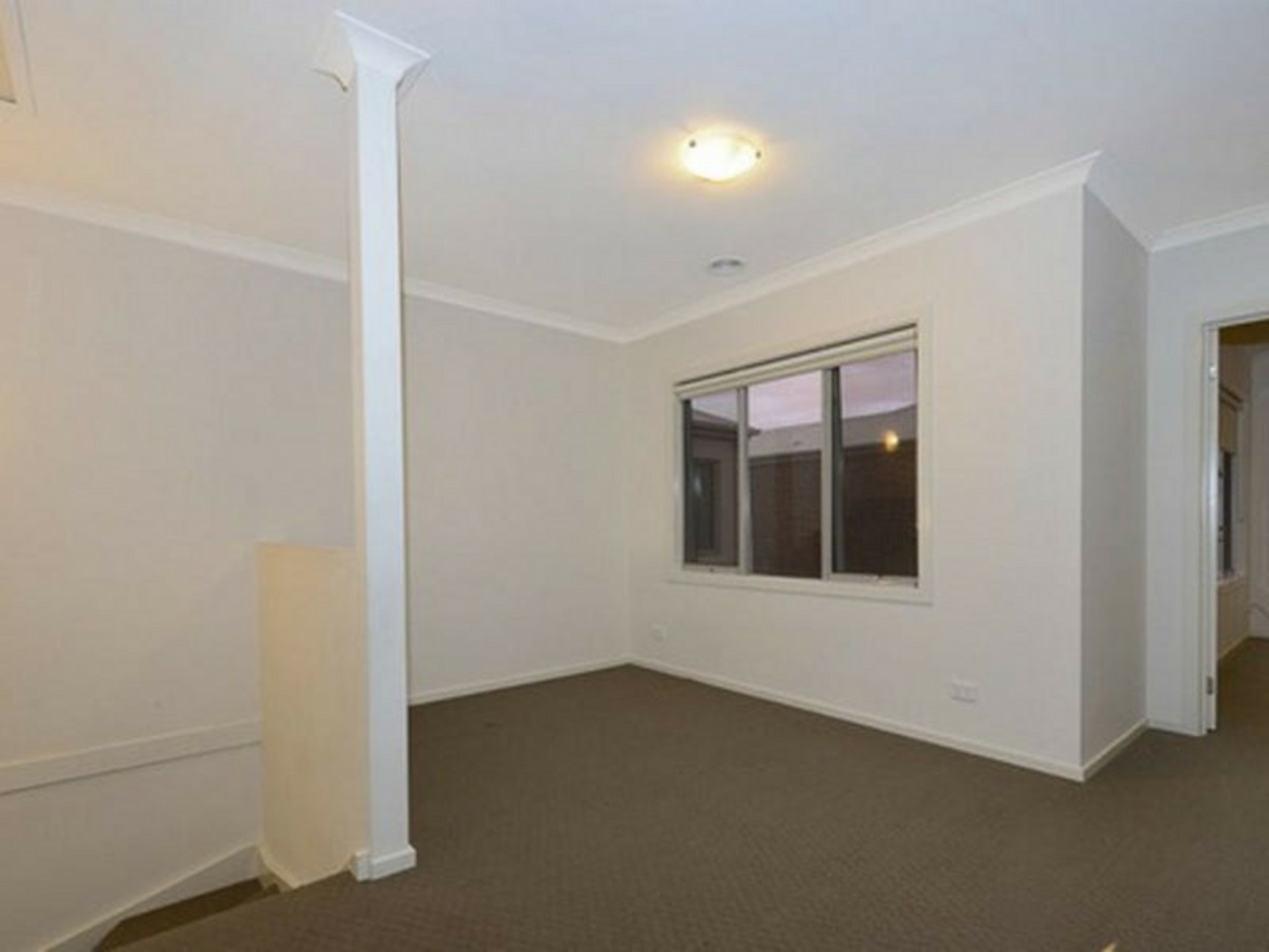 13 Creswick Drive, POINT COOK