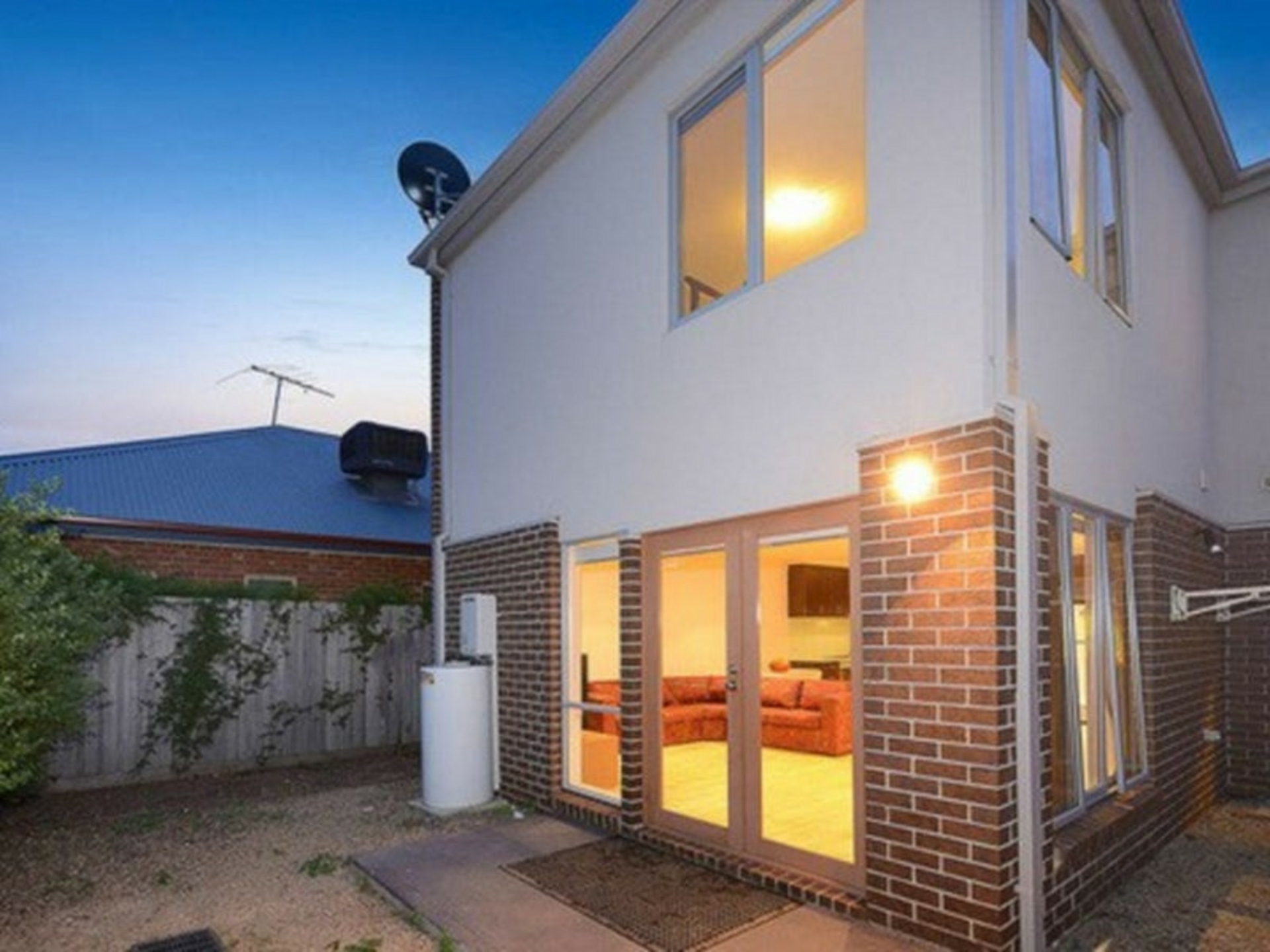 13 Creswick Drive, POINT COOK