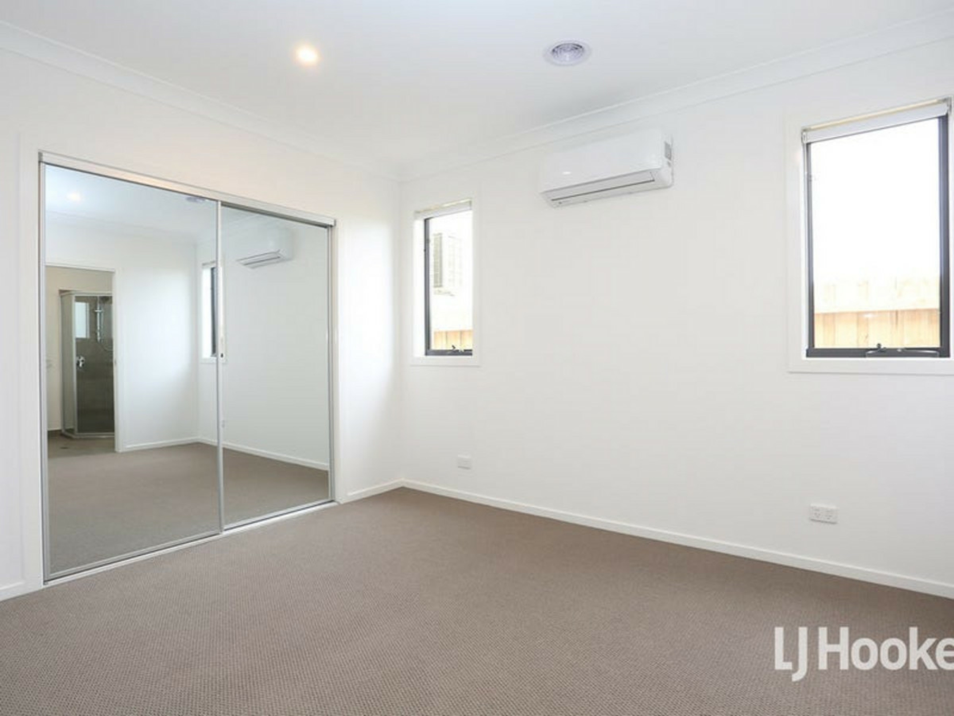 16 Karachi Avenue, TARNEIT