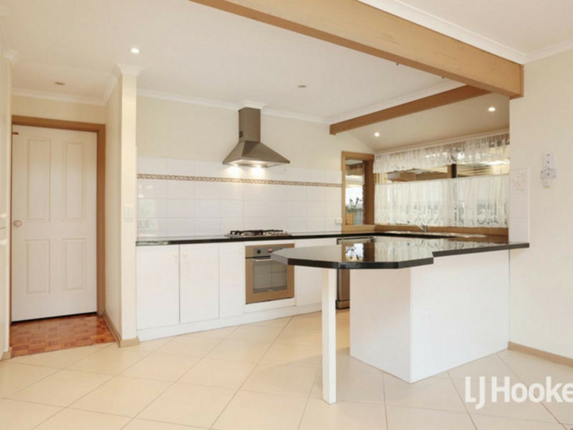 99 Bellbridge Drive, HOPPERS CROSSING