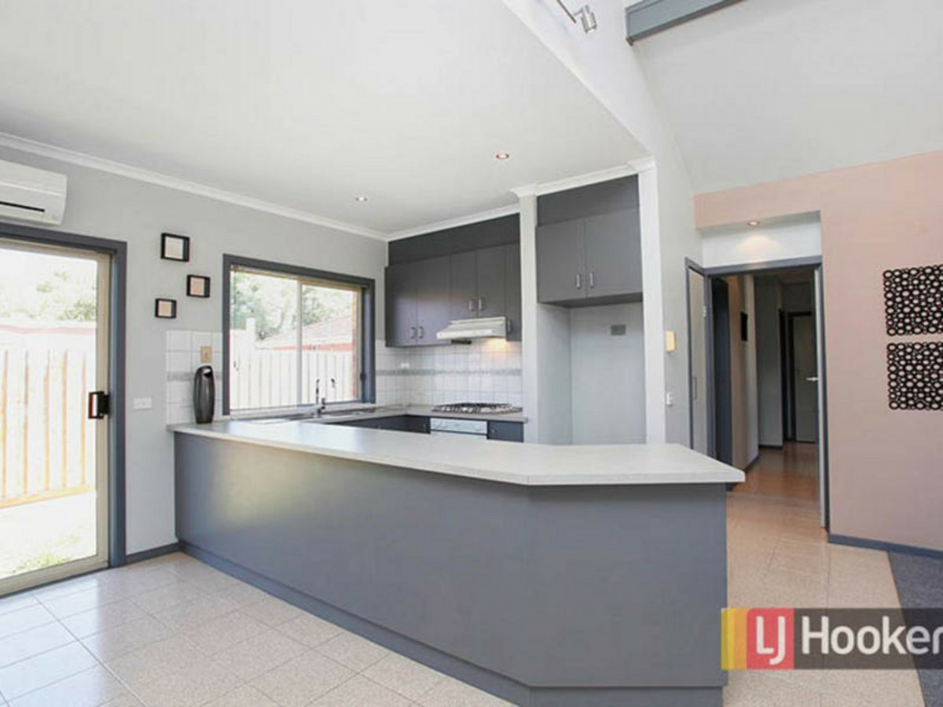2/86 Hogans Road, HOPPERS CROSSING