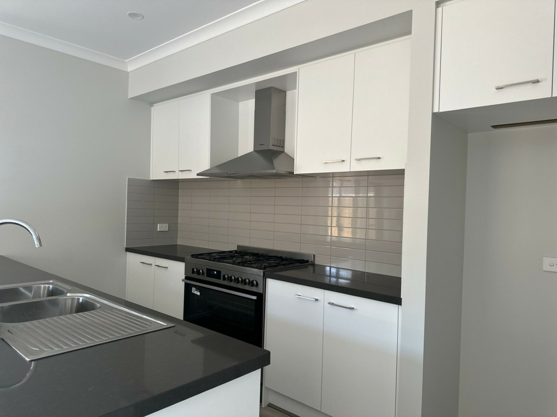 17 Skyros Road, FRASER RISE