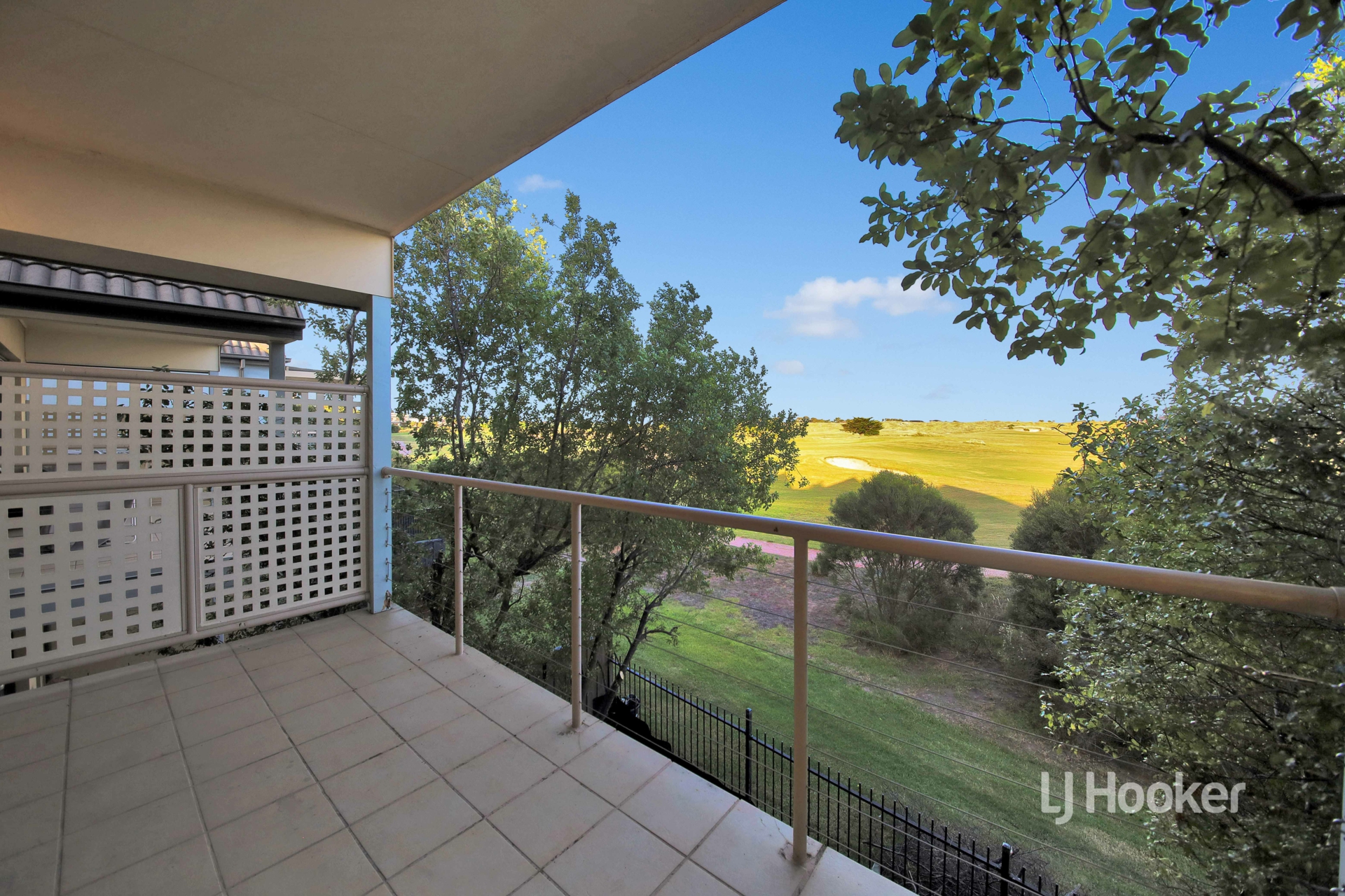 40/1 Greg Norman Drive, SANCTUARY LAKES