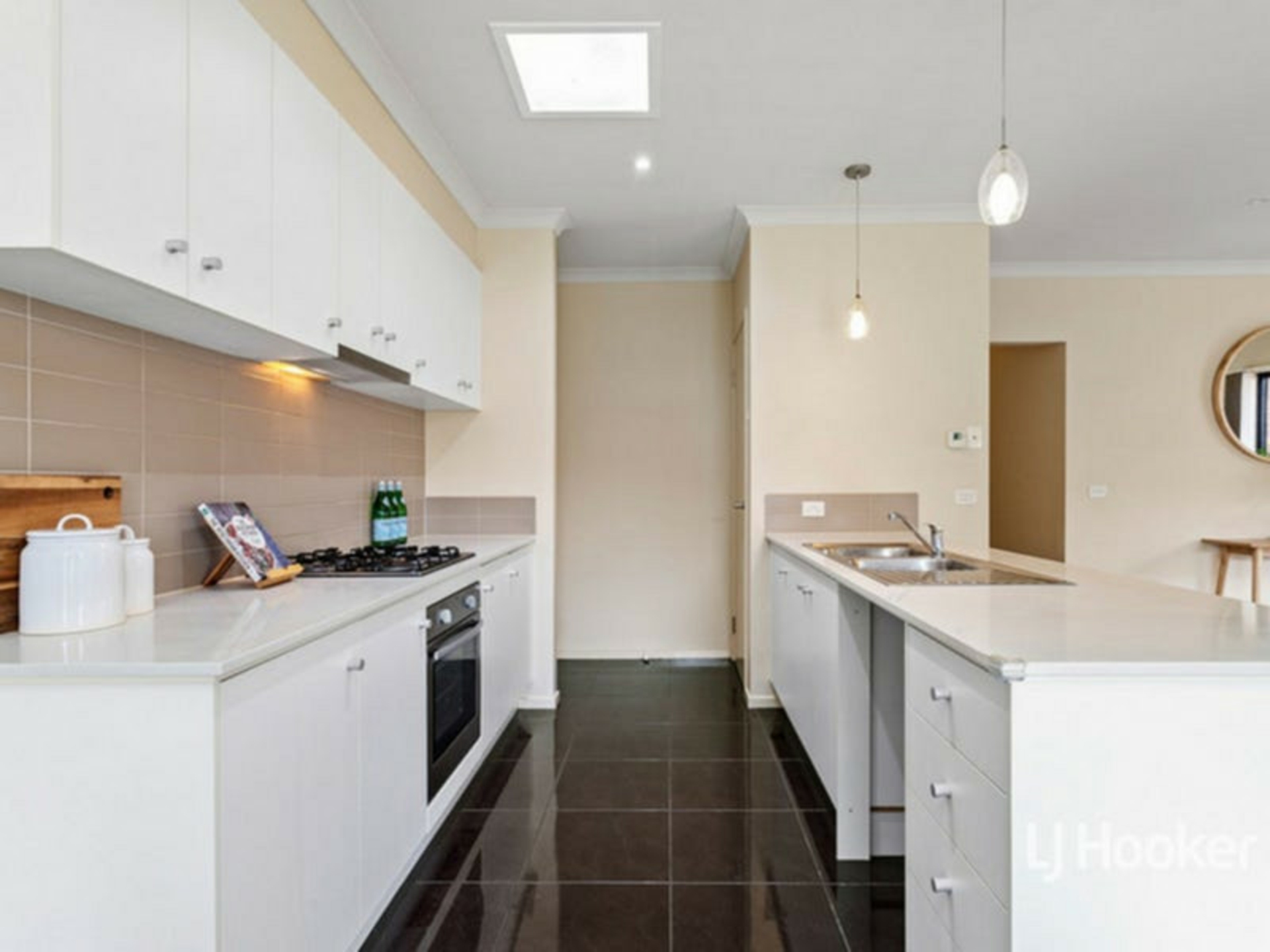 30 Crossway Avenue, TARNEIT