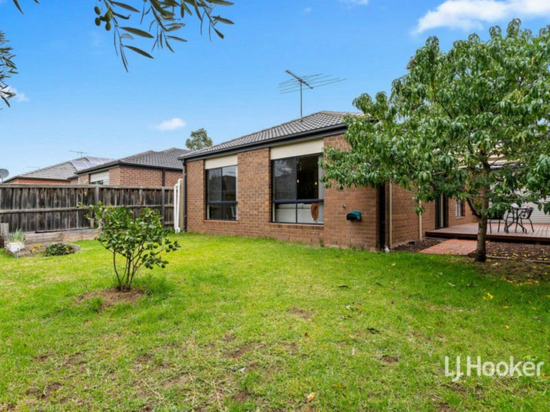 30 Crossway Avenue, TARNEIT