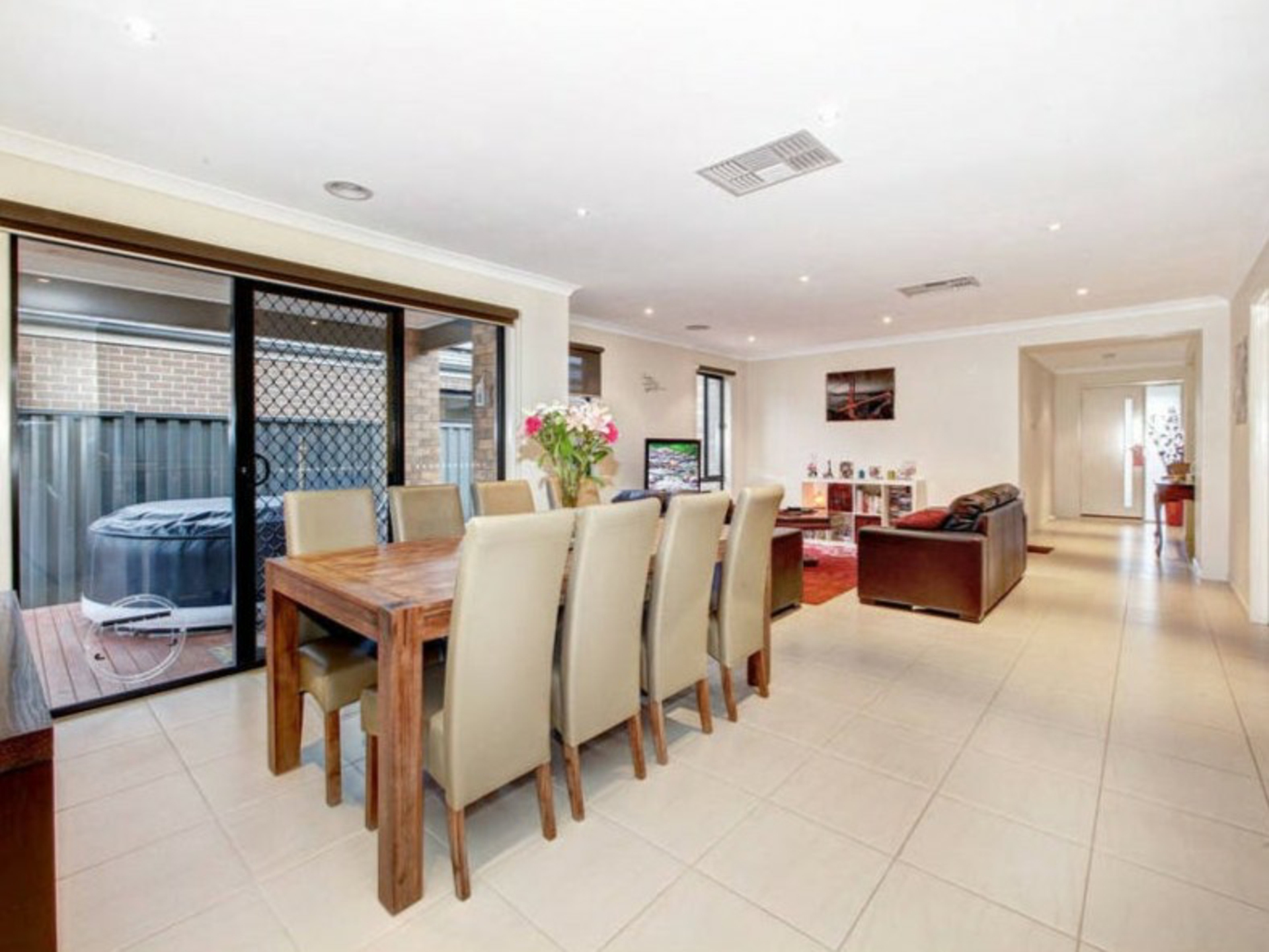 16 Bindarri Road — photo 3 of 9