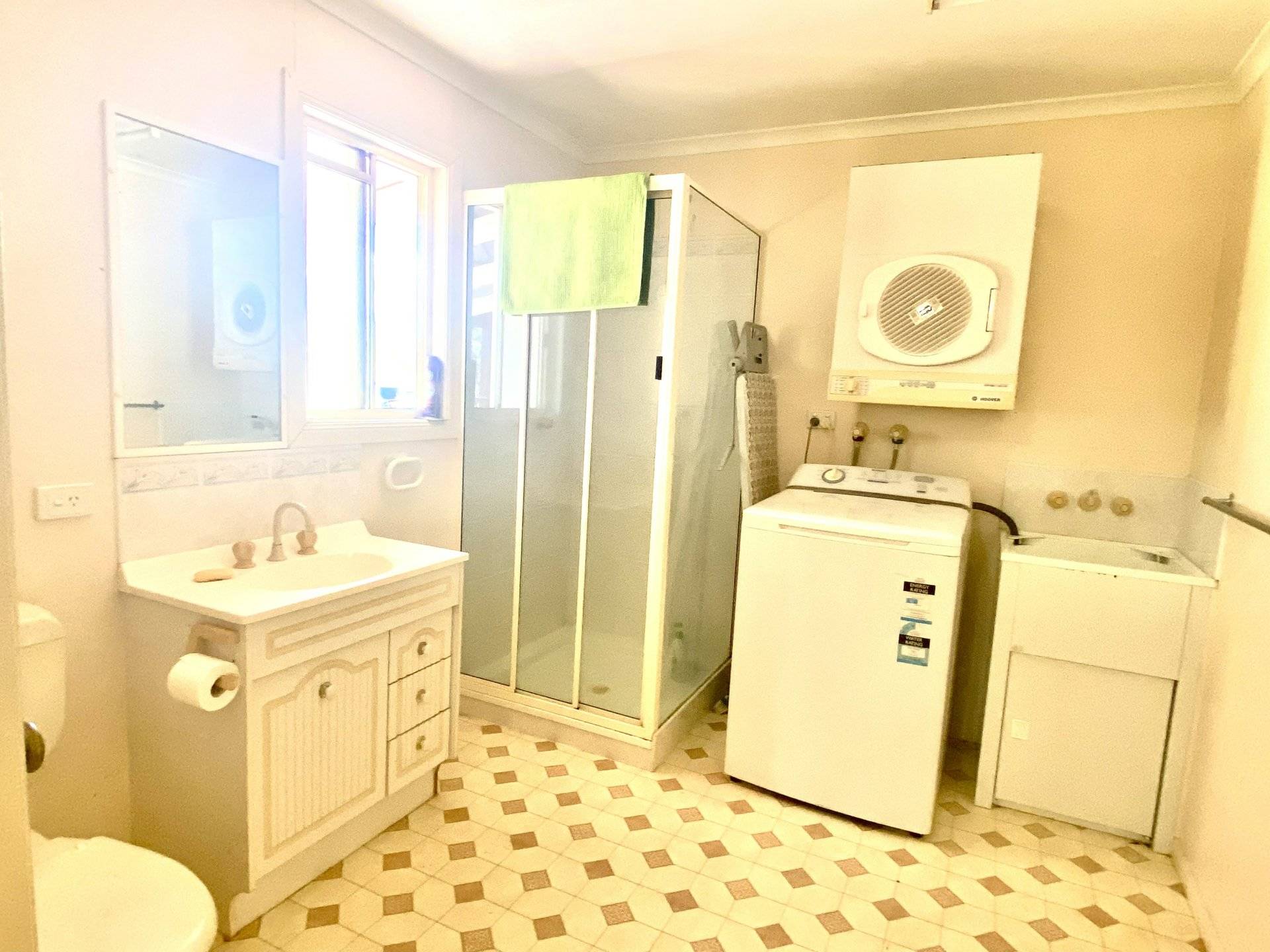 106 Roslyn Drive, ROMA