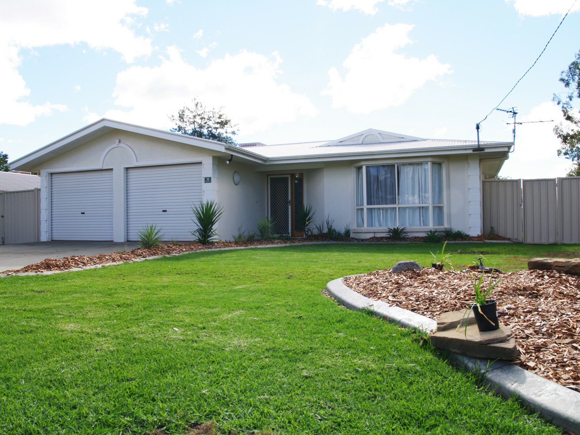 19 Alexander Avenue, Roma